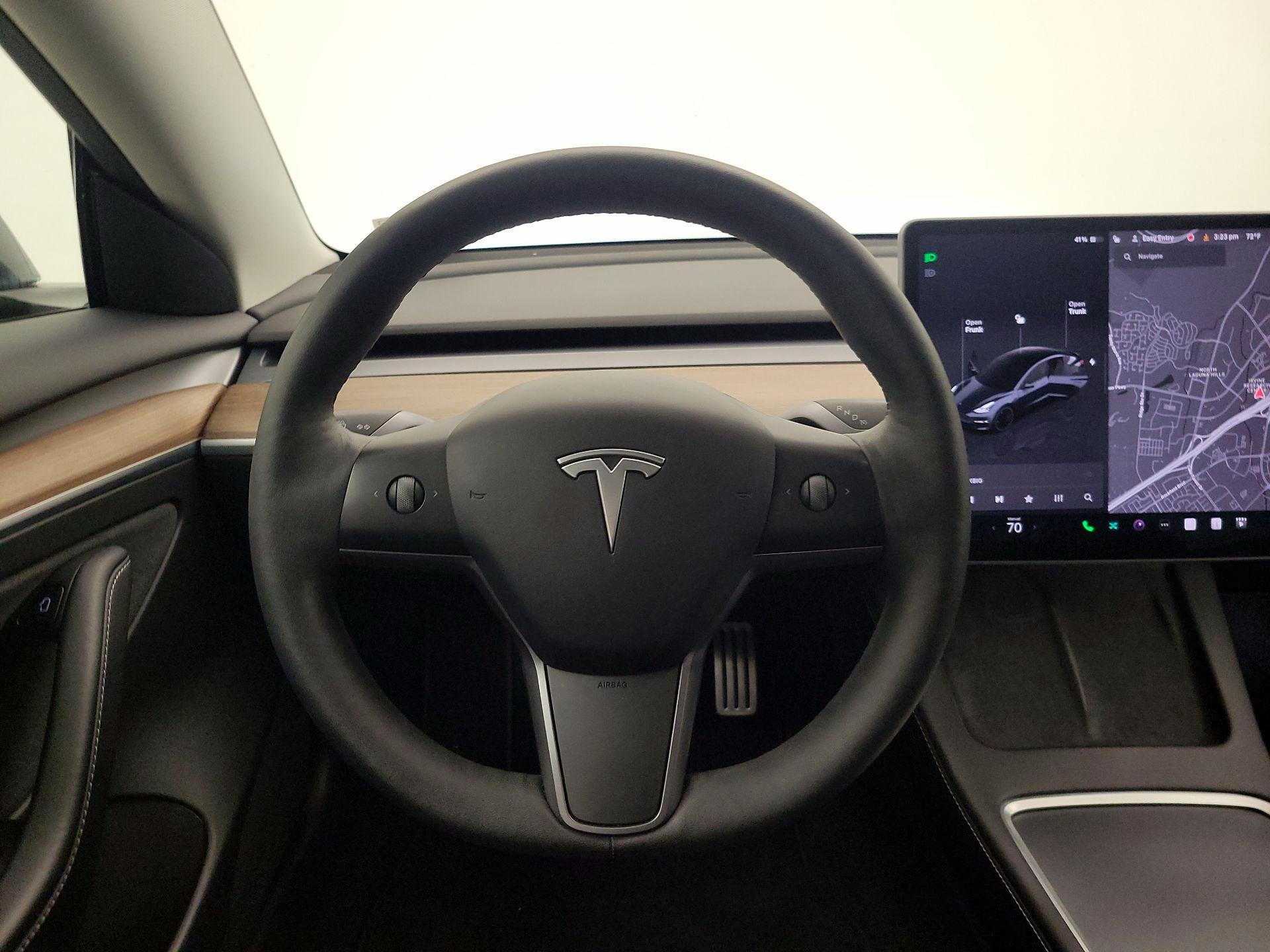 Thumbnail: 2022 Tesla Model 3 - 10