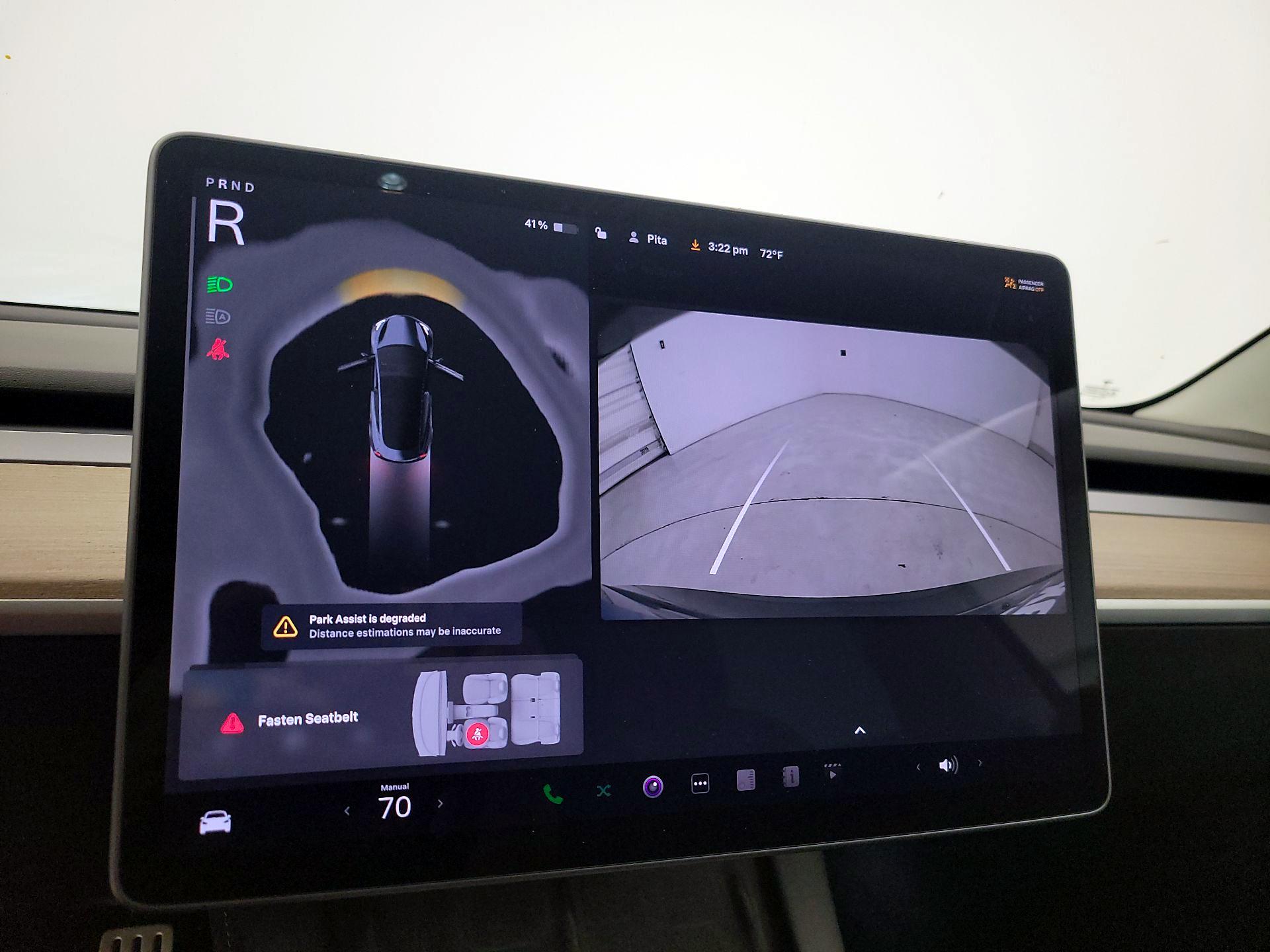 Thumbnail: 2022 Tesla Model 3 - 14