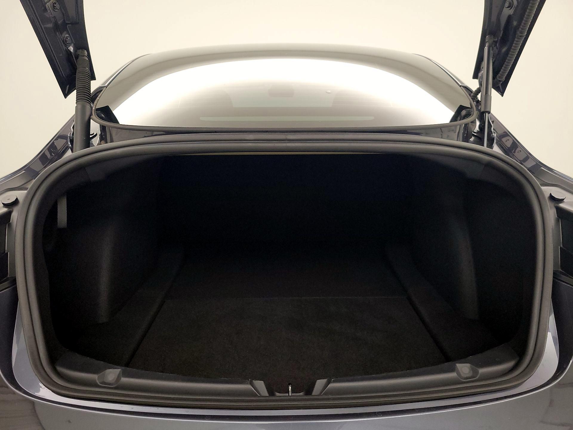 Thumbnail: 2022 Tesla Model 3 - 19