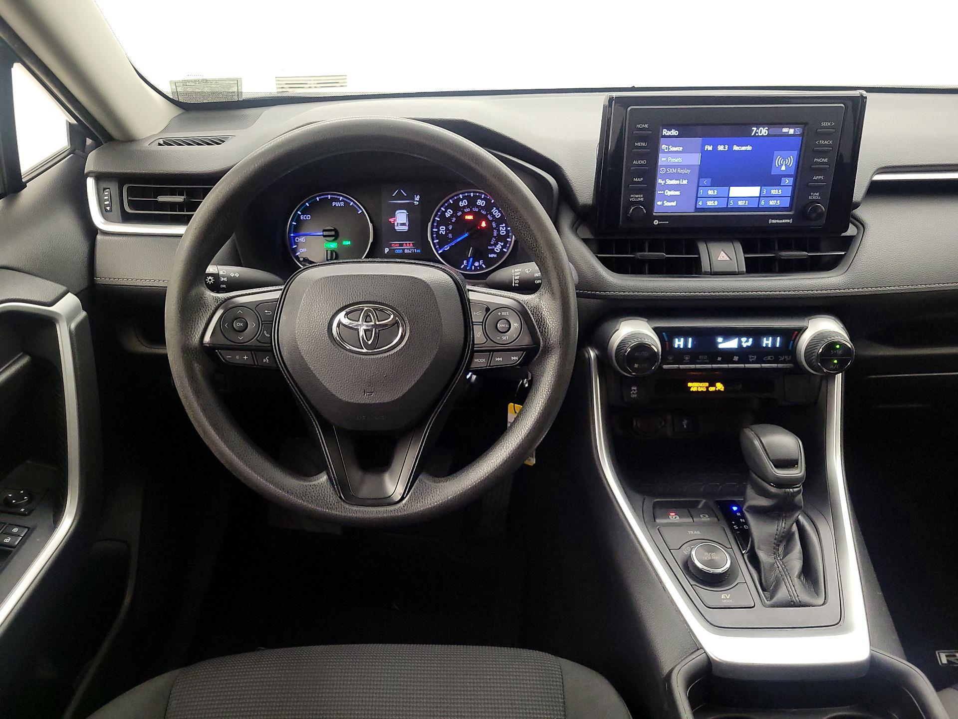 Thumbnail: 2020 Toyota RAV4 - 10