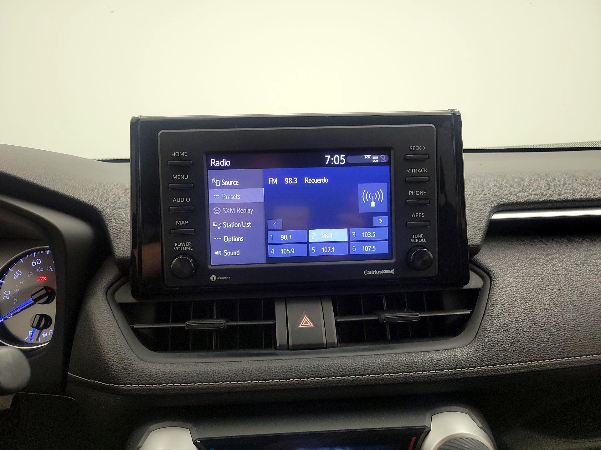 Thumbnail: 2020 Toyota RAV4 - 15