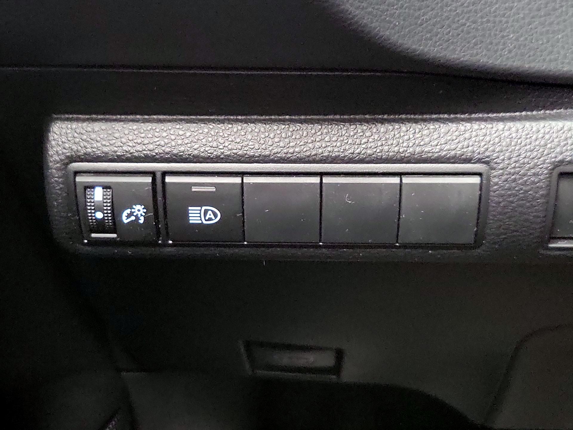 Thumbnail: 2024 Toyota Corolla - 13