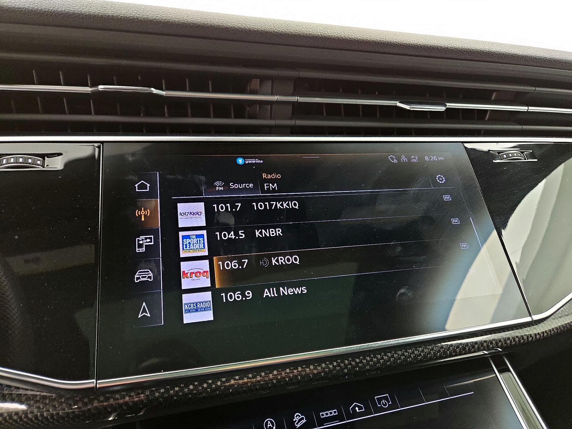 Thumbnail: 2023 Audi SQ8 - 16