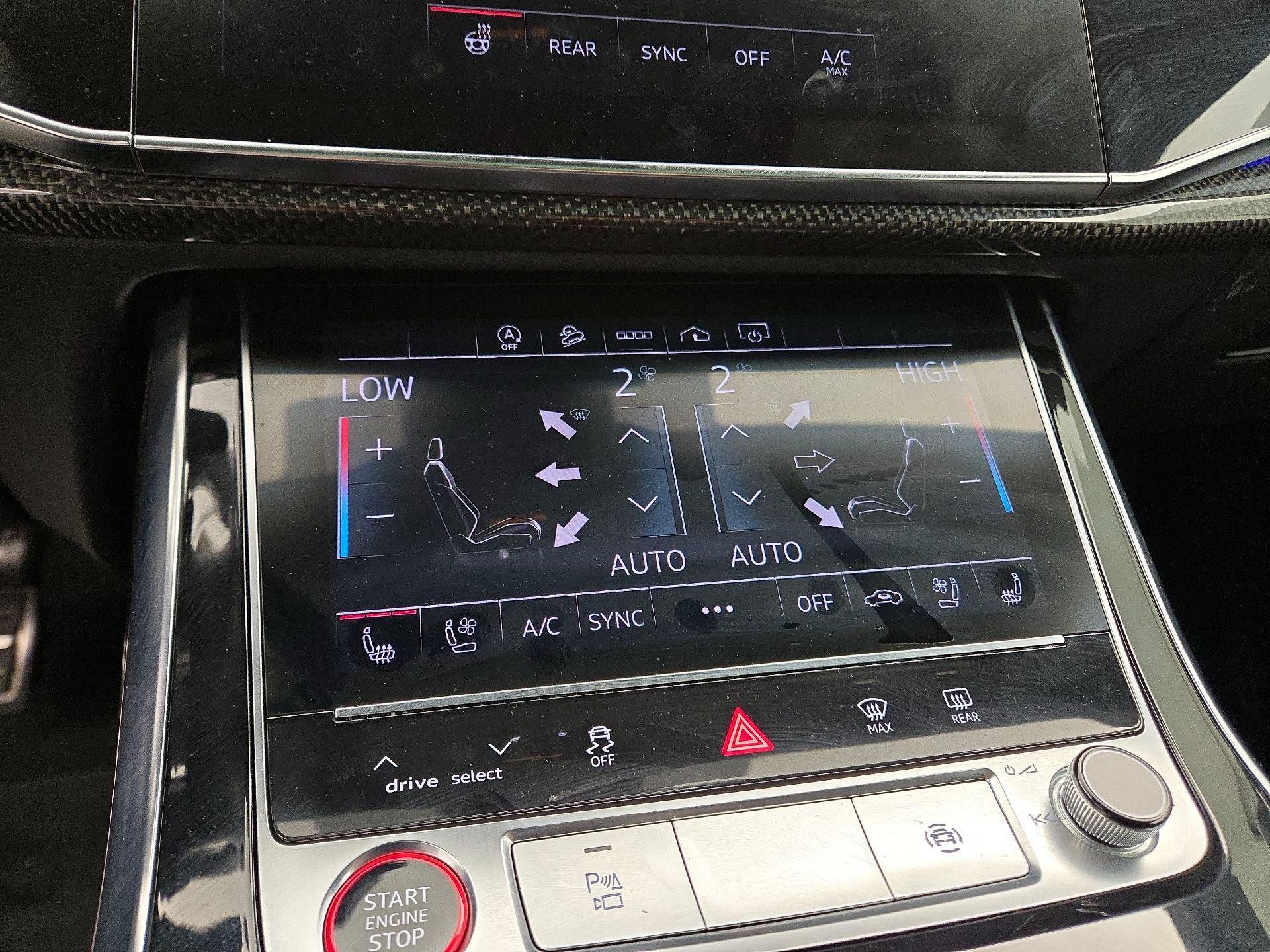 Thumbnail: 2023 Audi SQ8 - 17