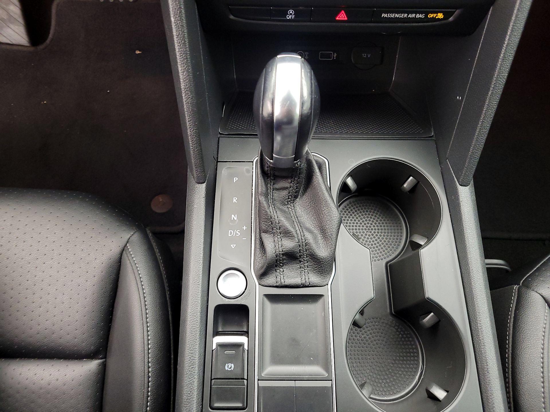 Thumbnail: 2019 Volkswagen Atlas - 17