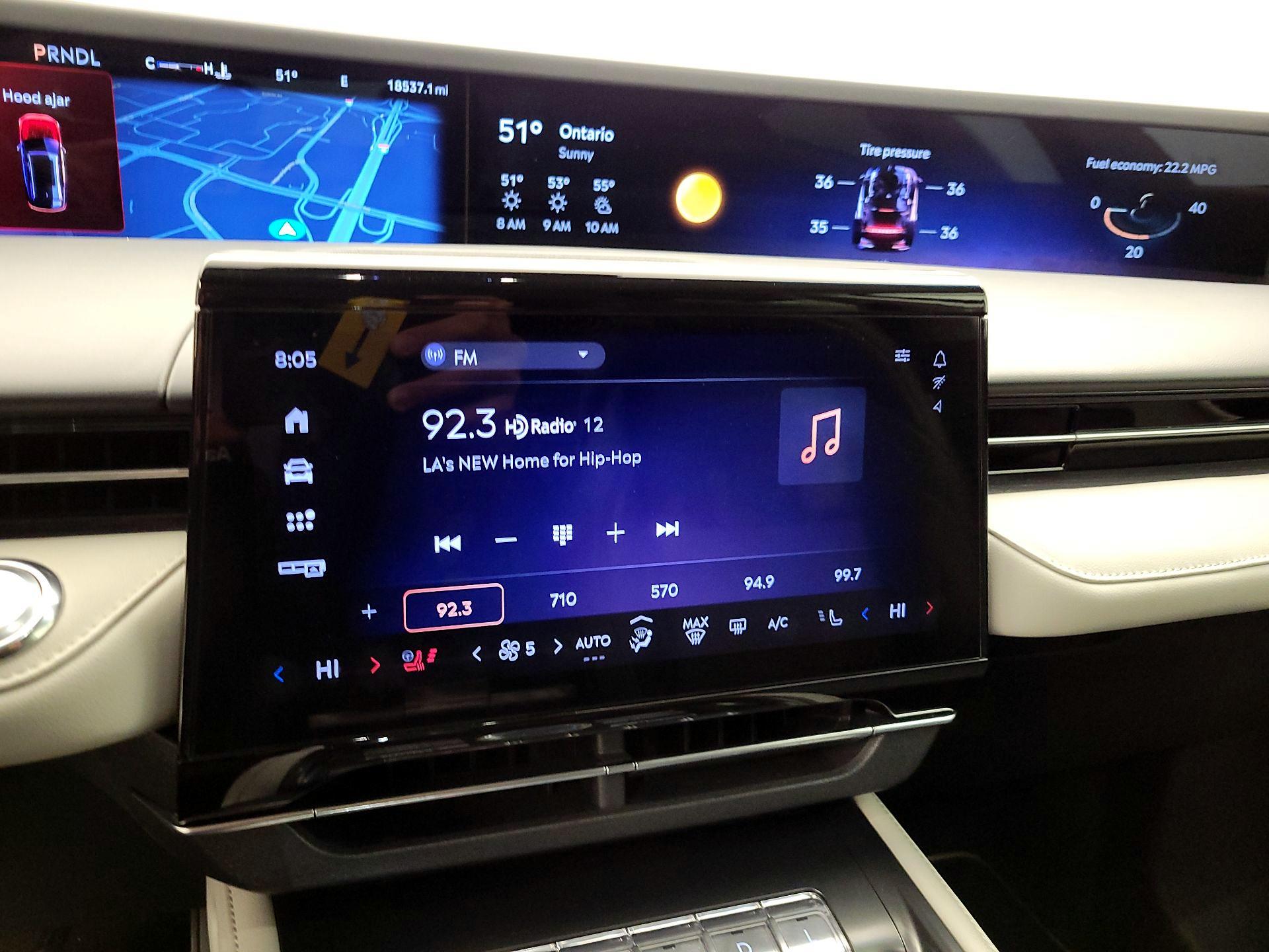 Thumbnail: 2024 Lincoln Nautilus - 16