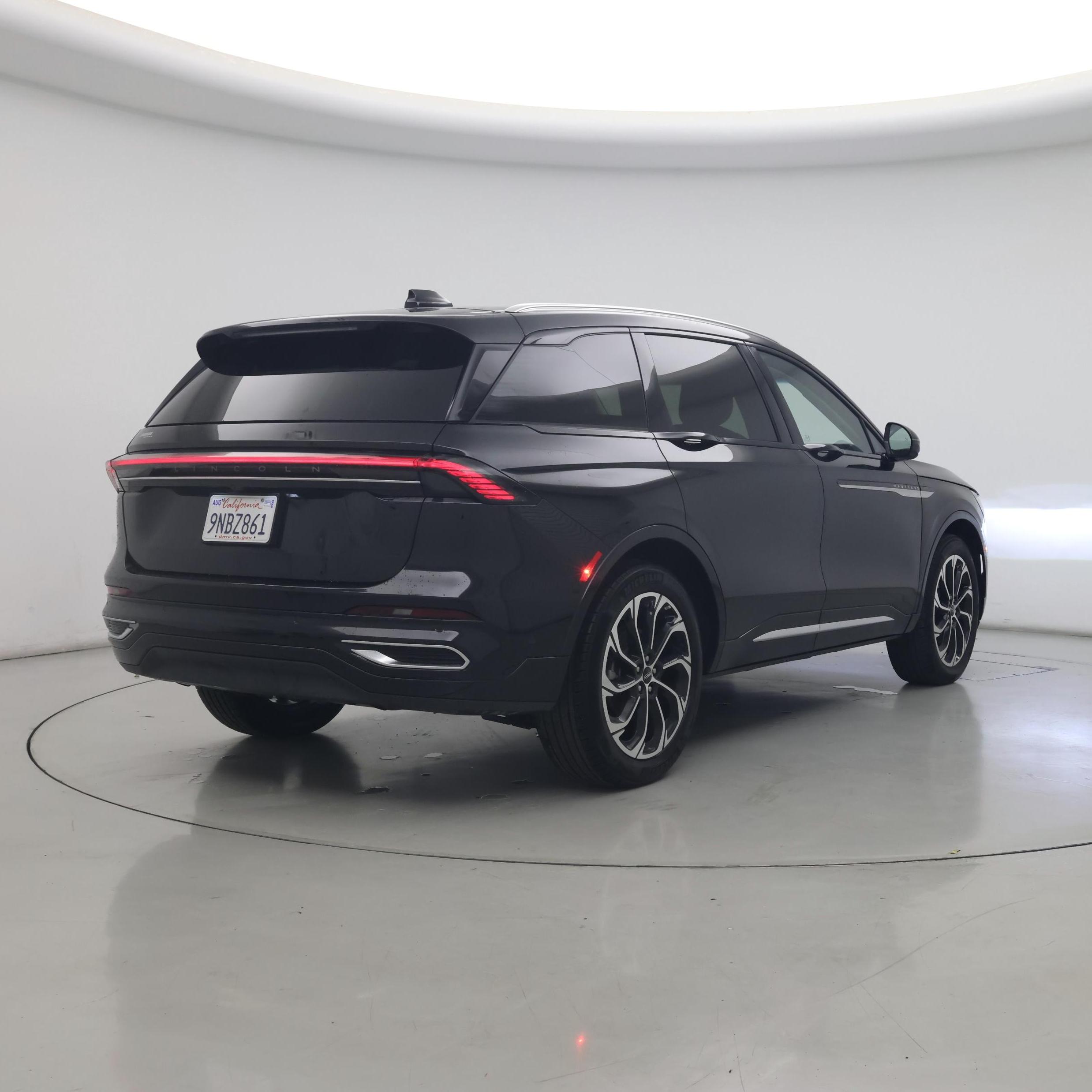 Thumbnail: 2024 Lincoln Nautilus - 8