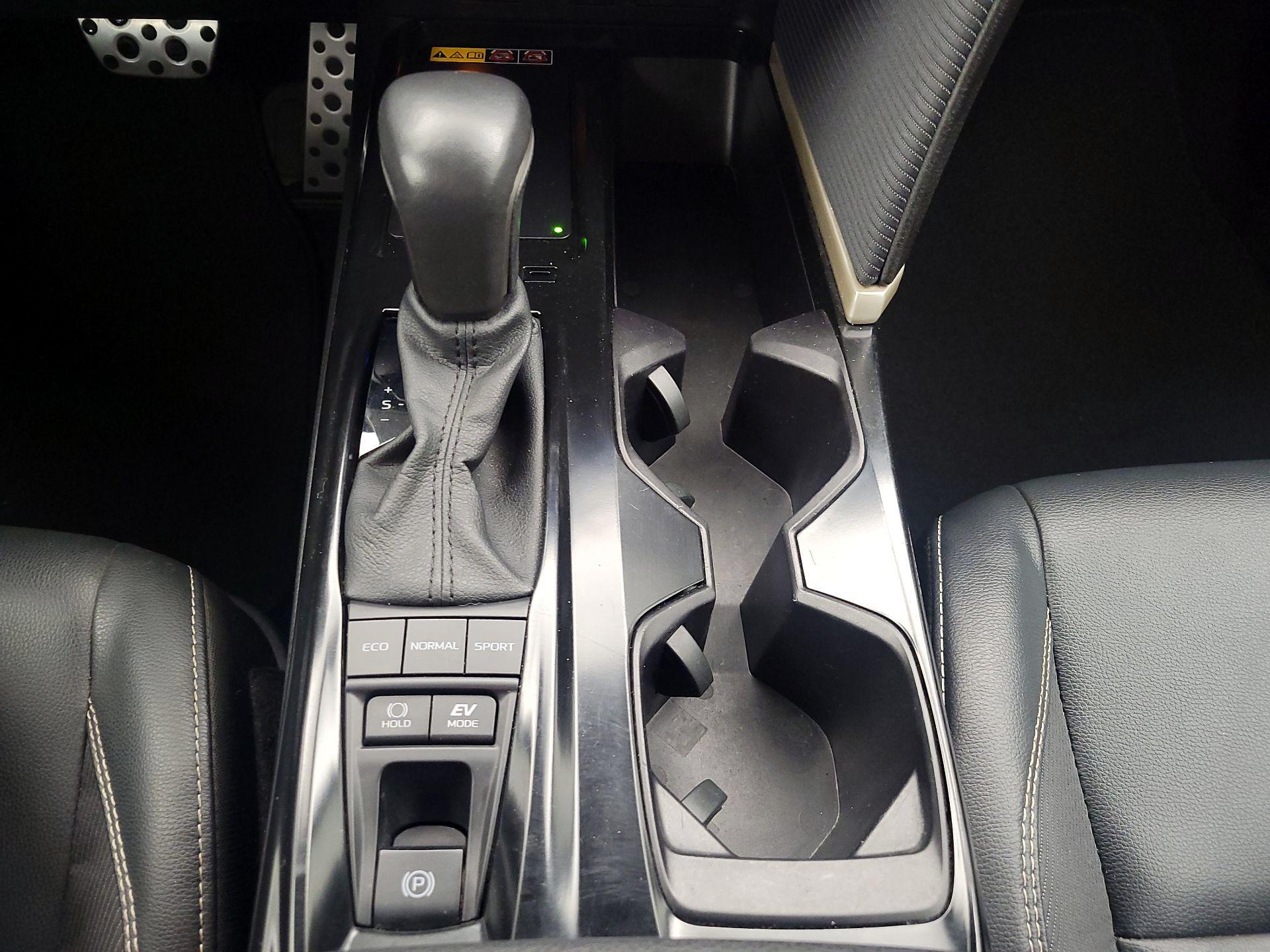 Thumbnail: 2025 Toyota Camry - 18