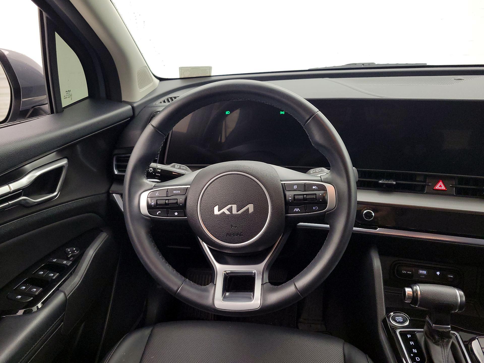 Thumbnail: 2023 Kia Sportage - 10