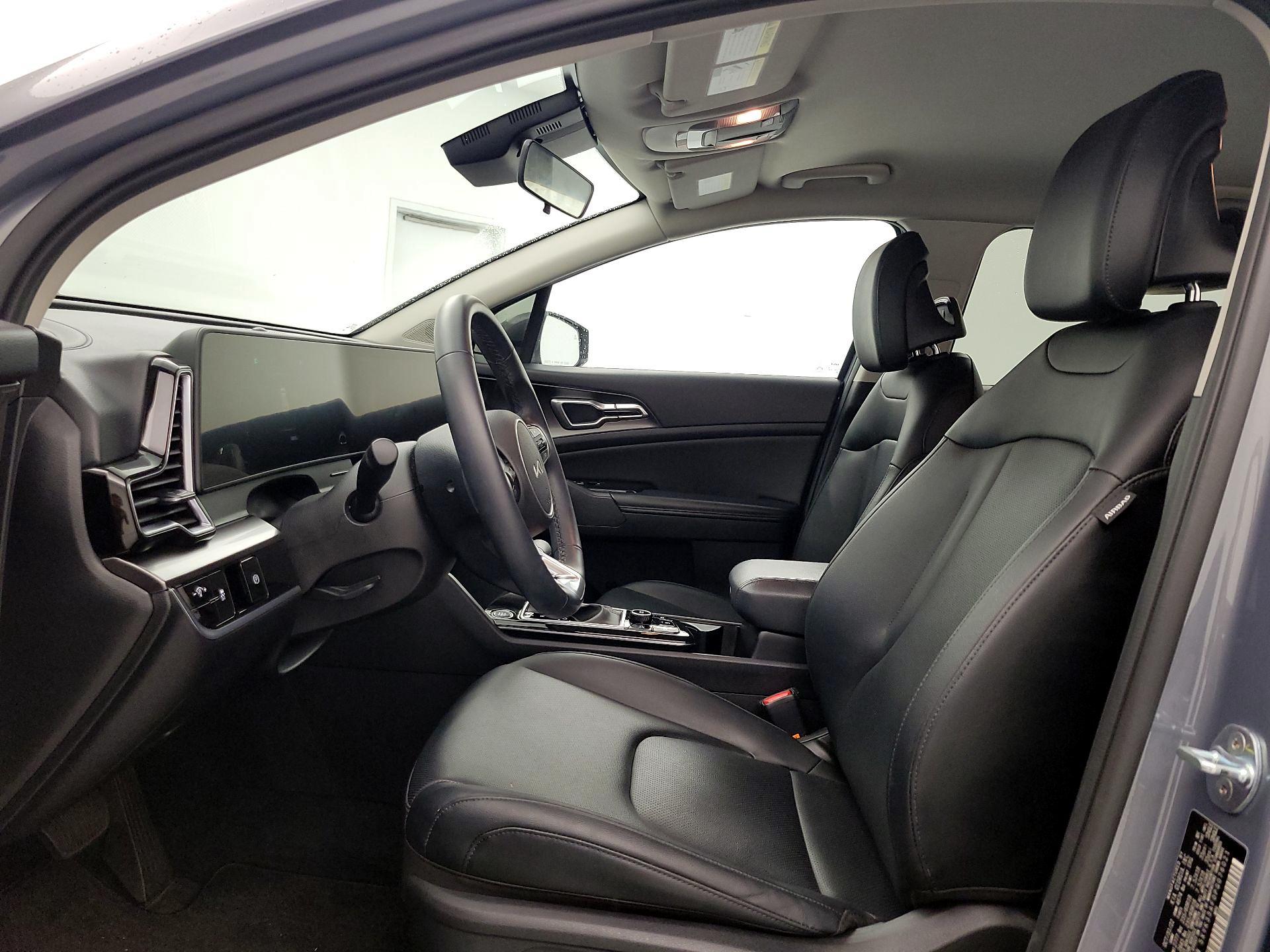 Thumbnail: 2023 Kia Sportage - 11