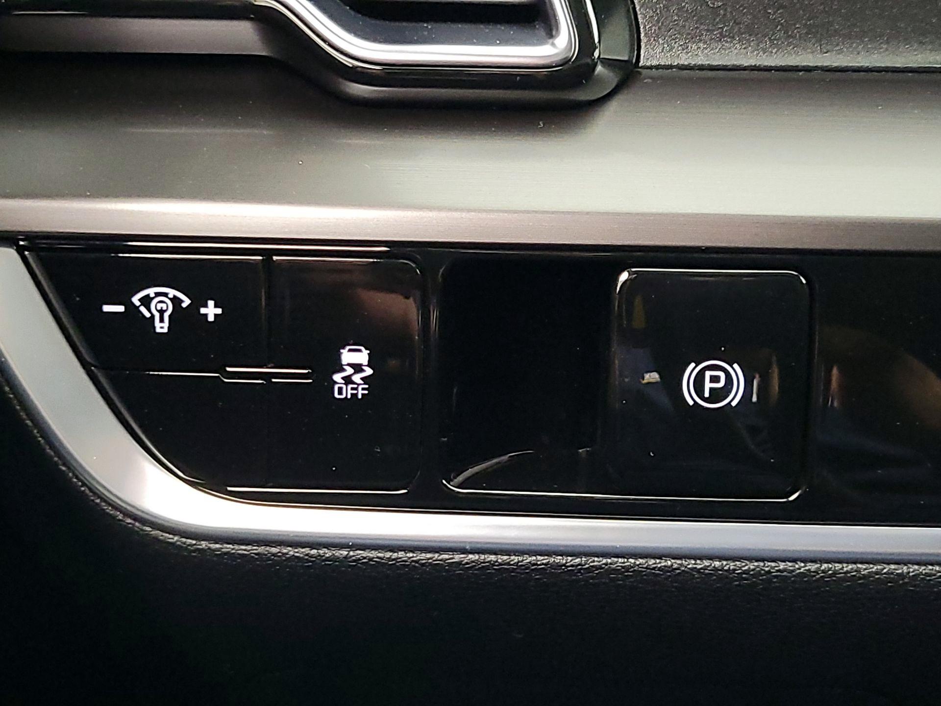 Thumbnail: 2023 Kia Sportage - 13