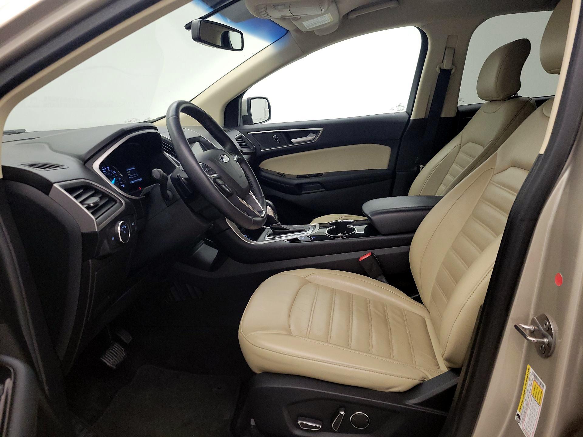 Thumbnail: 2018 Ford Edge - 11