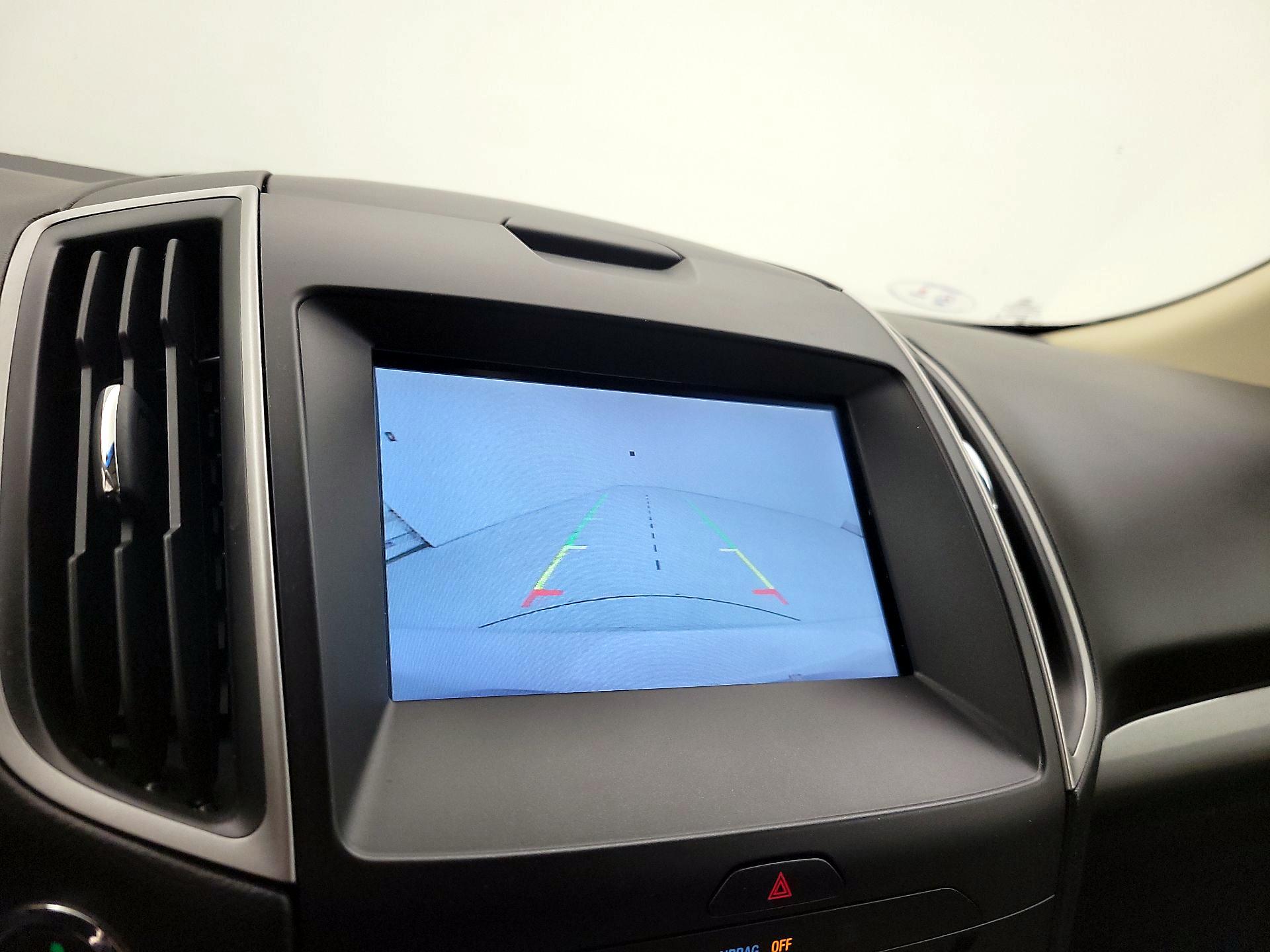 Thumbnail: 2018 Ford Edge - 14