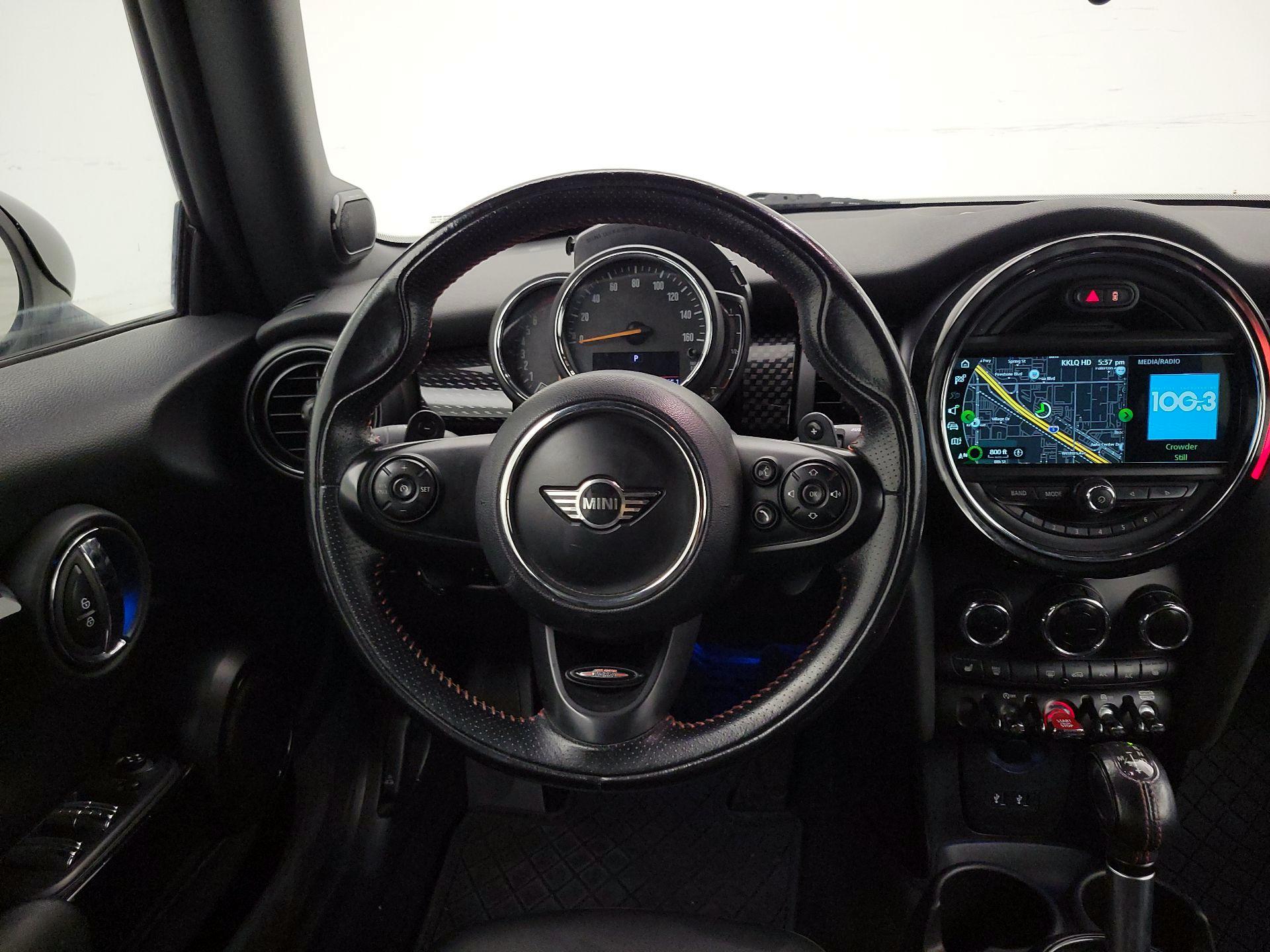 Thumbnail: 2019 MINI Cooper - 10