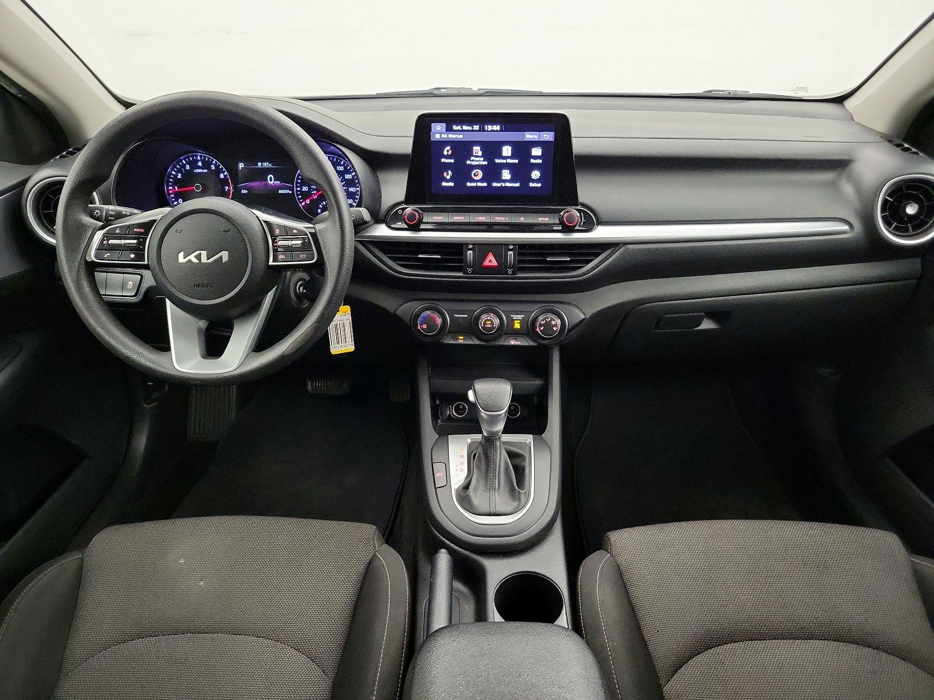 Thumbnail: 2022 Kia Forte - 9