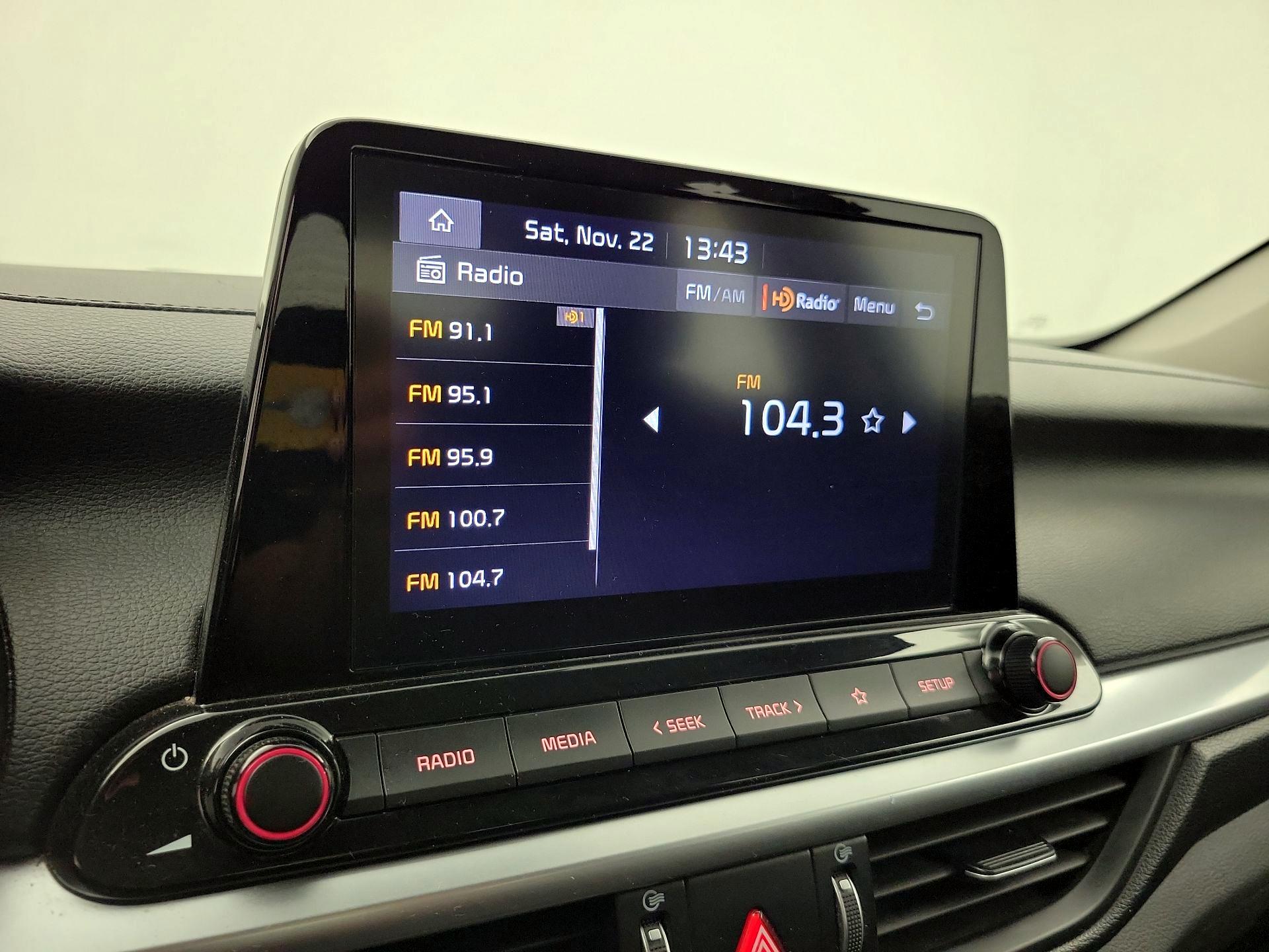 Thumbnail: 2022 Kia Forte - 15