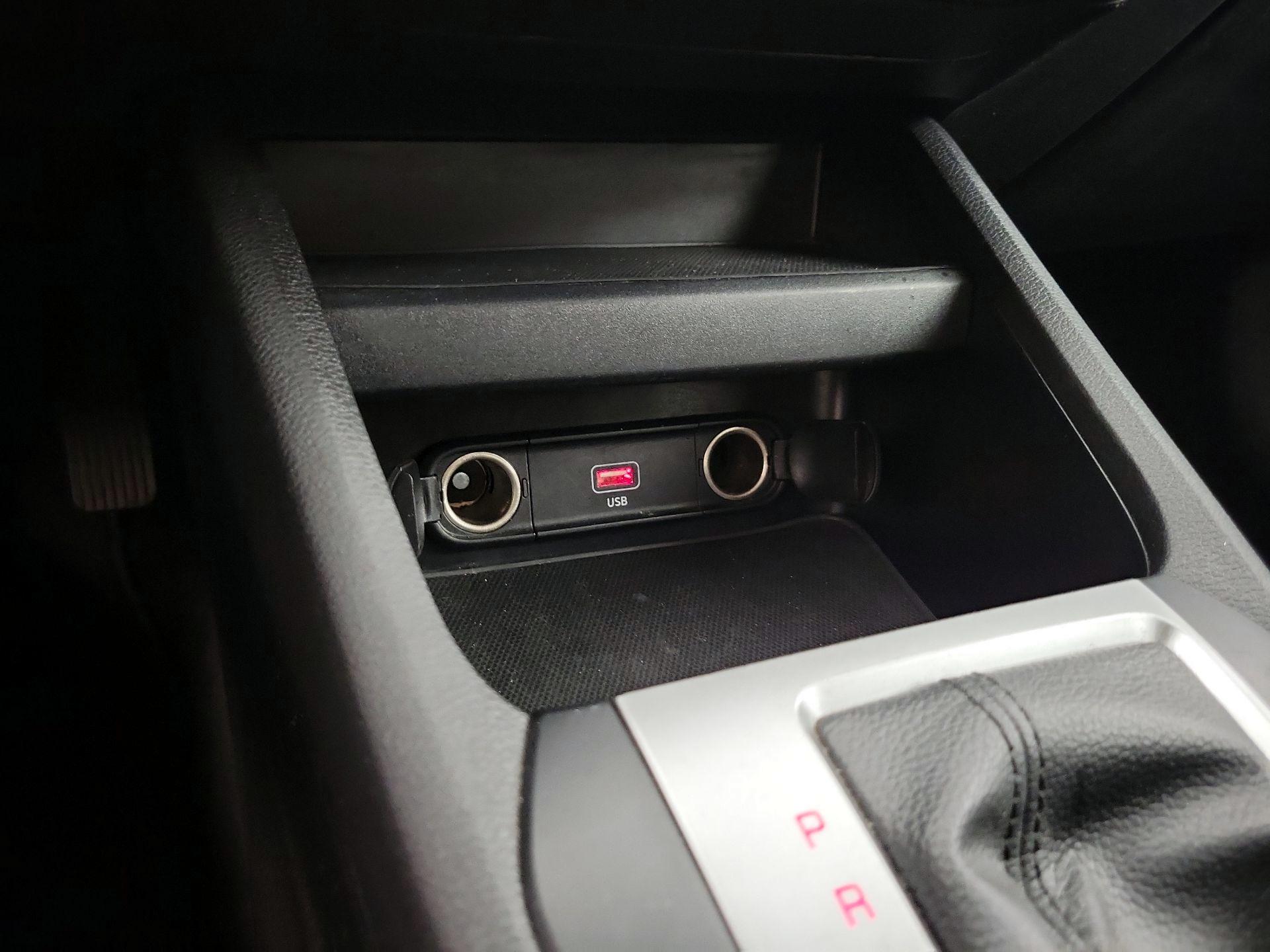 Thumbnail: 2022 Kia Forte - 18