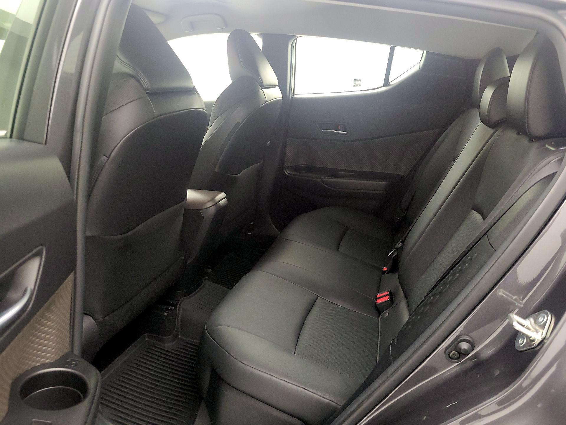 Thumbnail: 2021 Toyota C-HR - 19