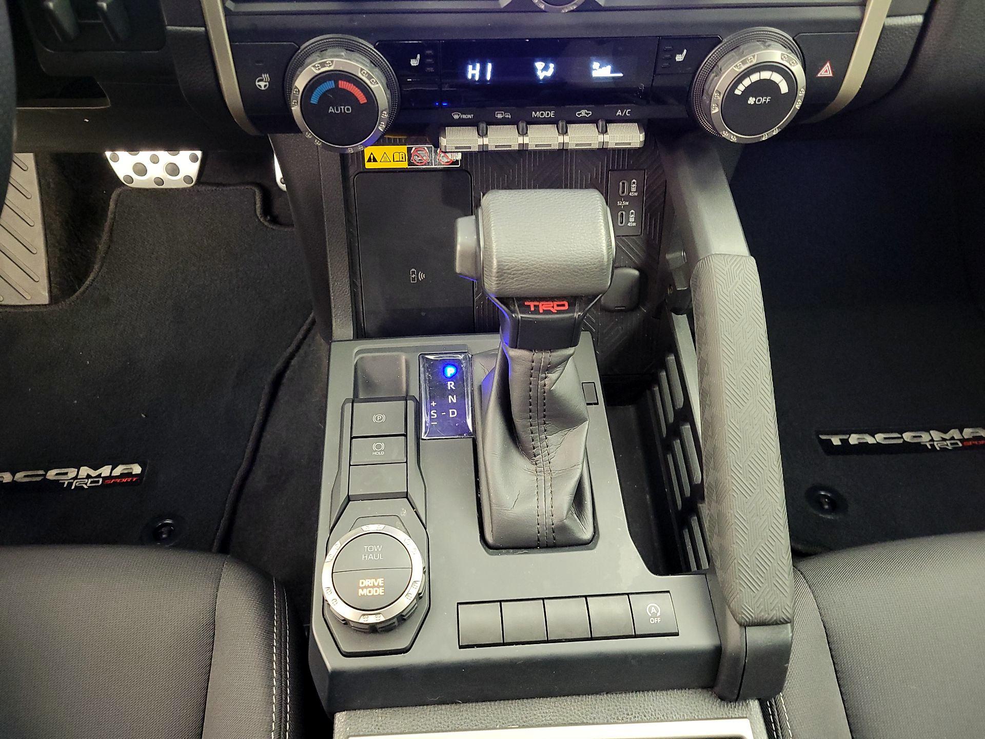 Thumbnail: 2024 Toyota Tacoma - 17