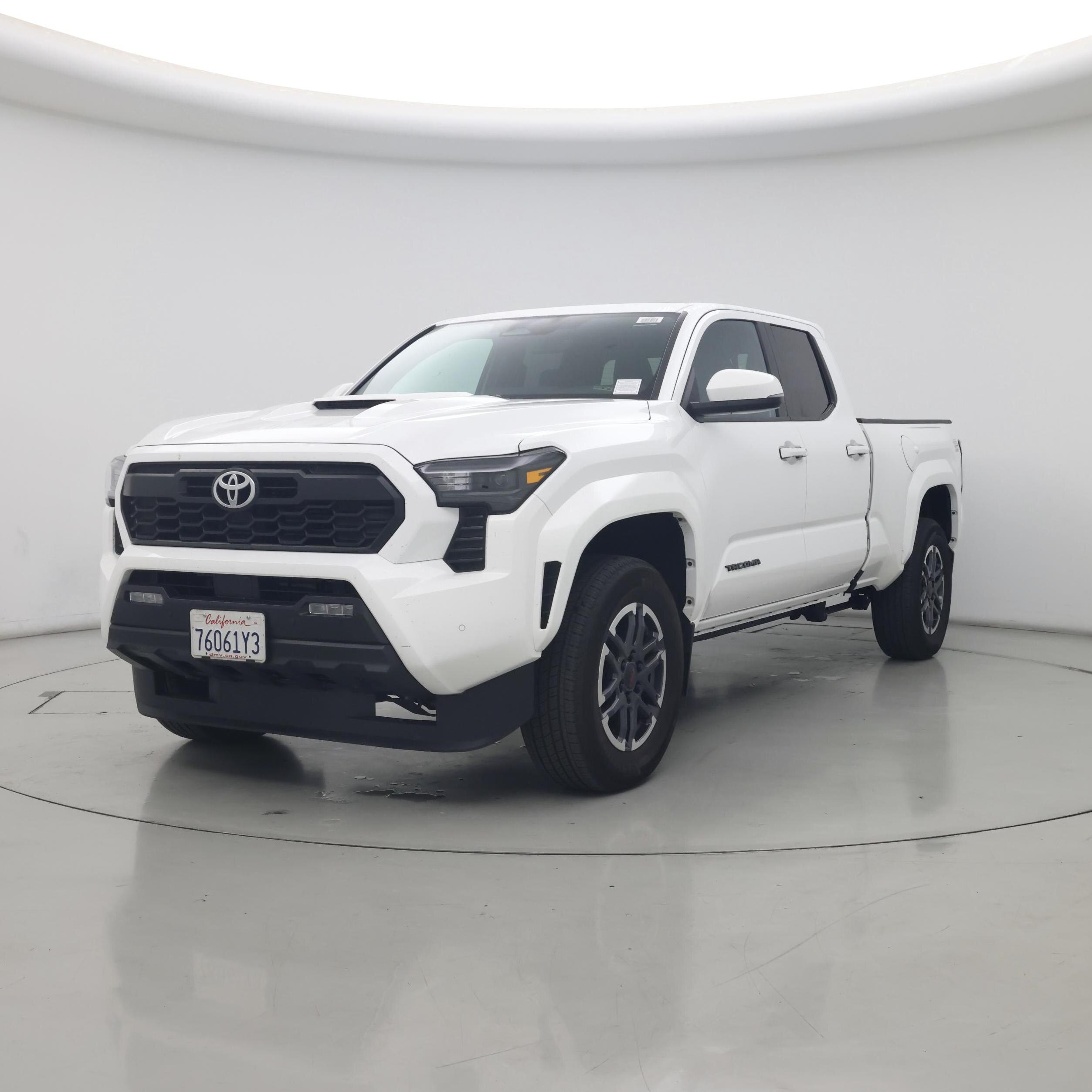 Thumbnail: 2024 Toyota Tacoma - 4
