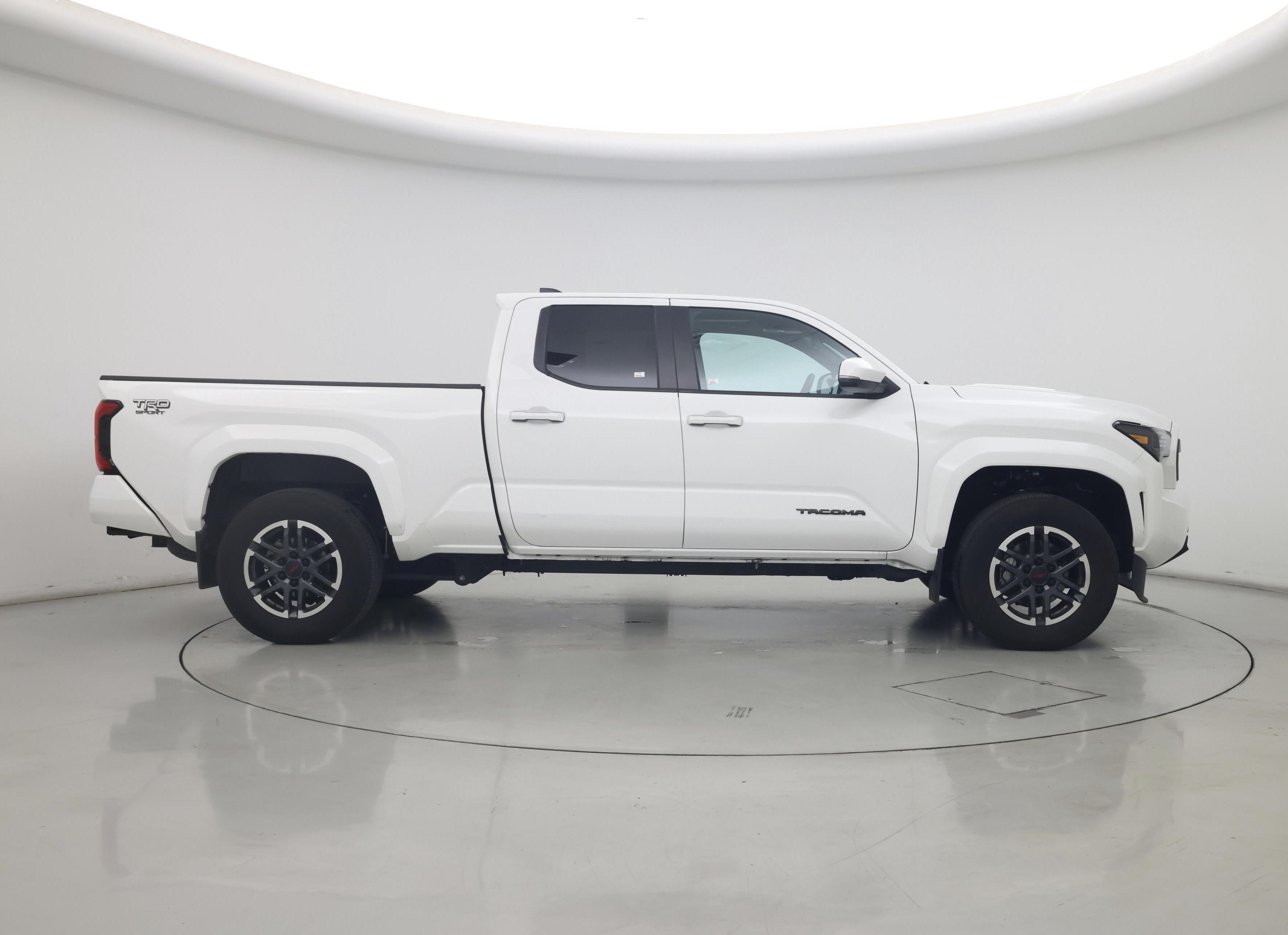 Thumbnail: 2024 Toyota Tacoma - 7