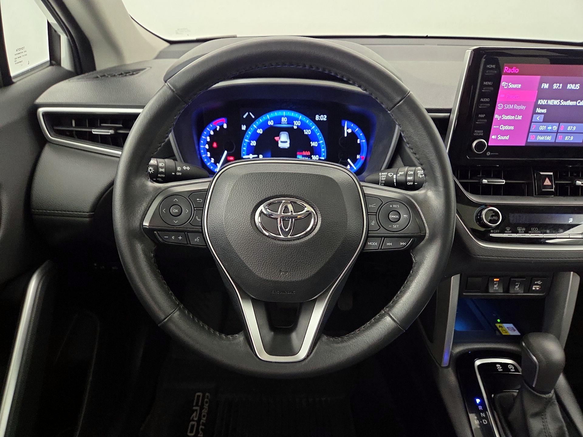 Thumbnail: 2022 Toyota Corolla Cross - 10