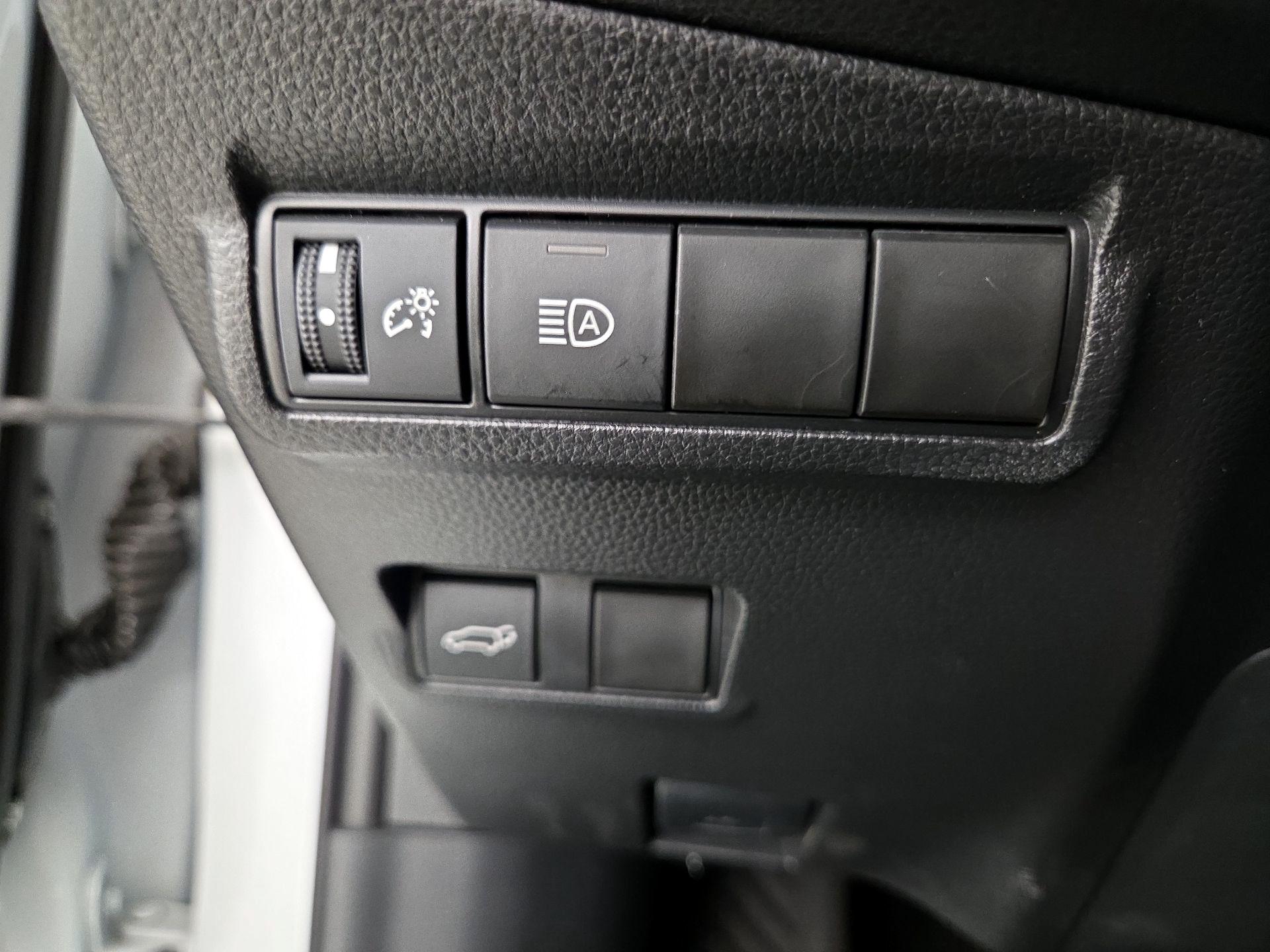 Thumbnail: 2022 Toyota Corolla Cross - 13