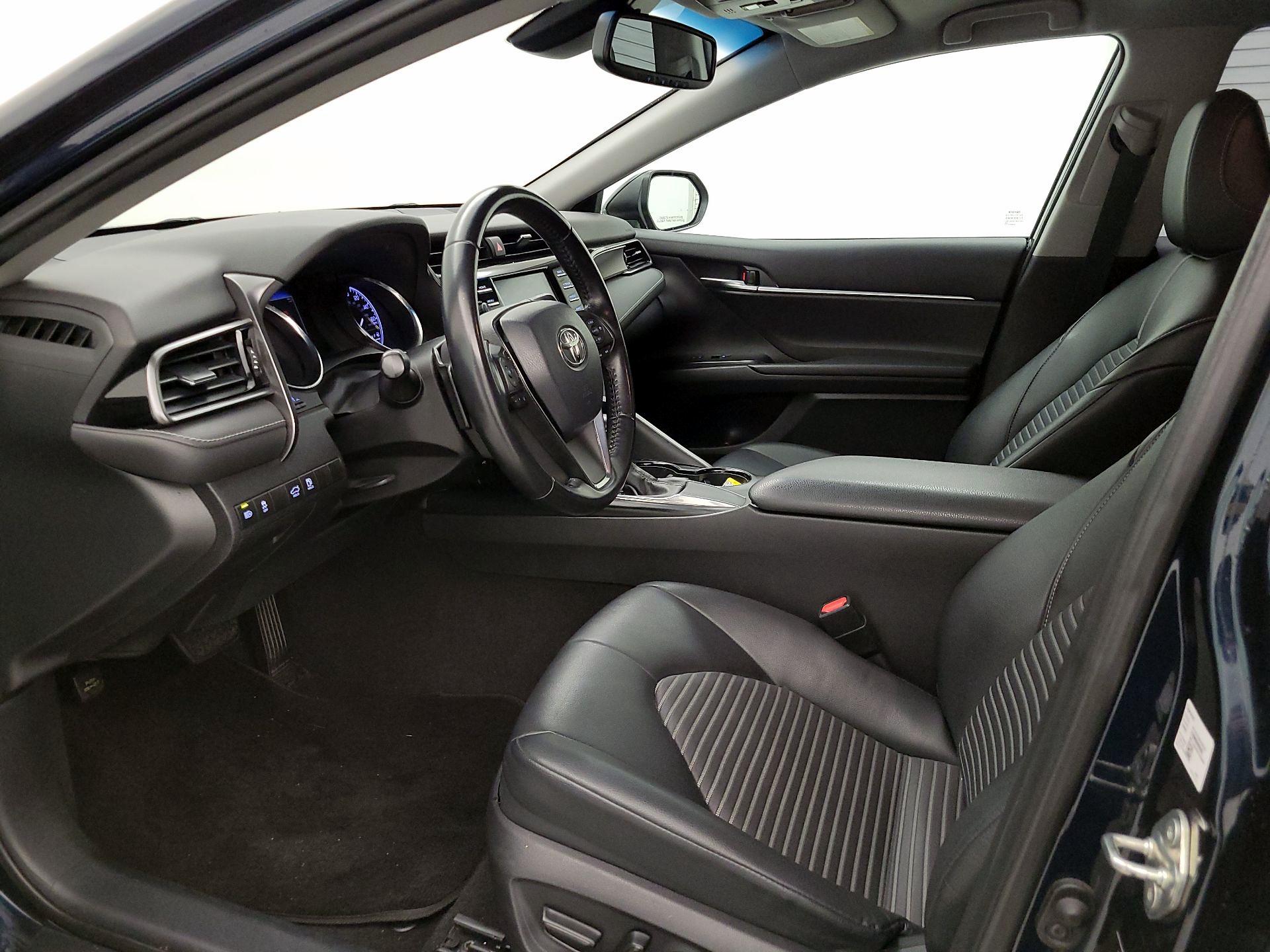 Thumbnail: 2020 Toyota Camry - 11