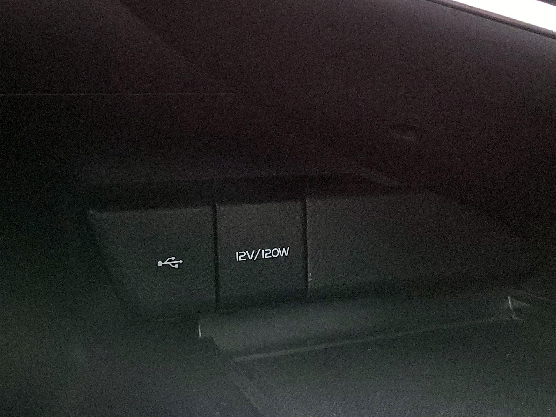 Thumbnail: 2020 Toyota Camry - 19