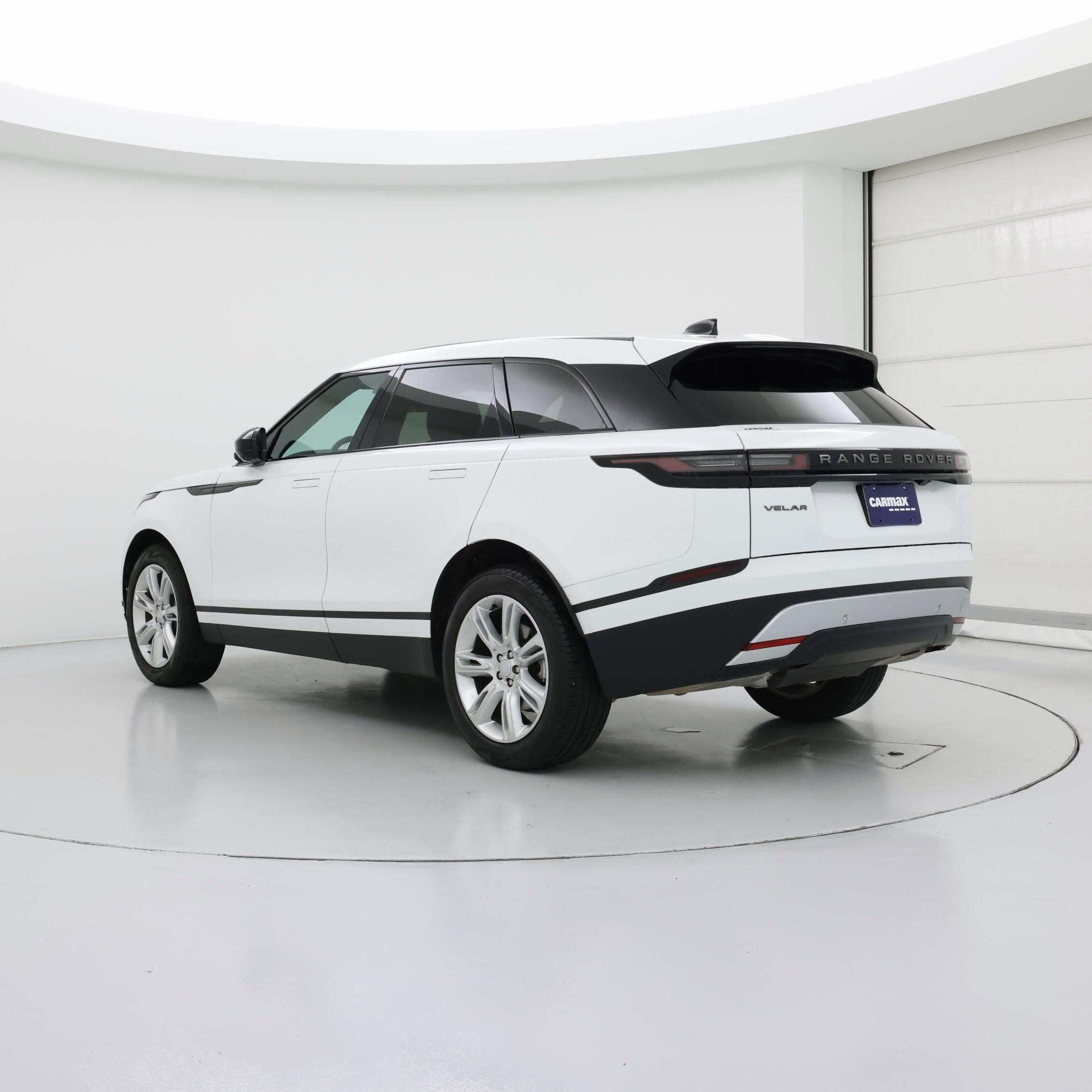 Thumbnail: 2026 Land Rover Range Rover Velar - 2
