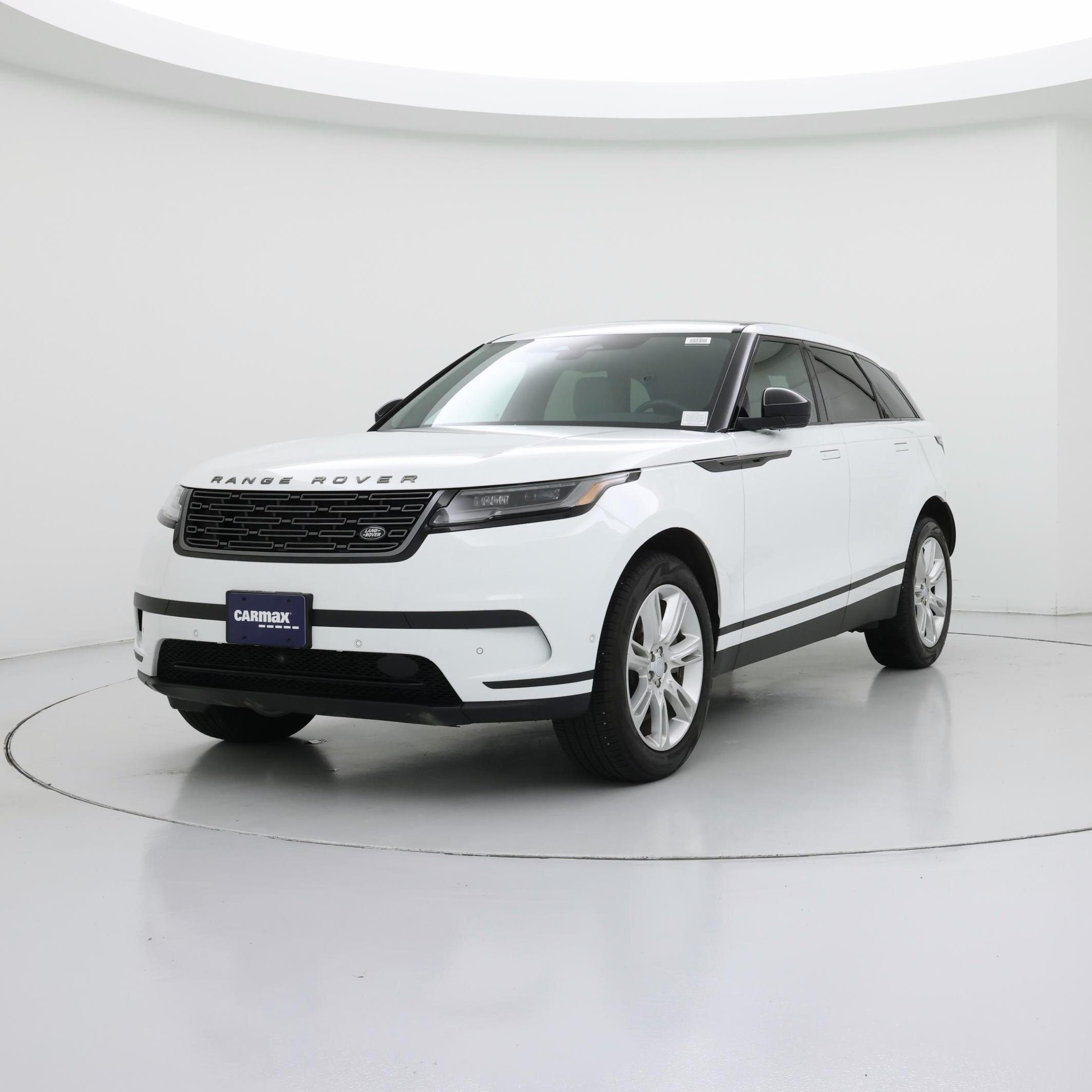 Thumbnail: 2026 Land Rover Range Rover Velar - 4
