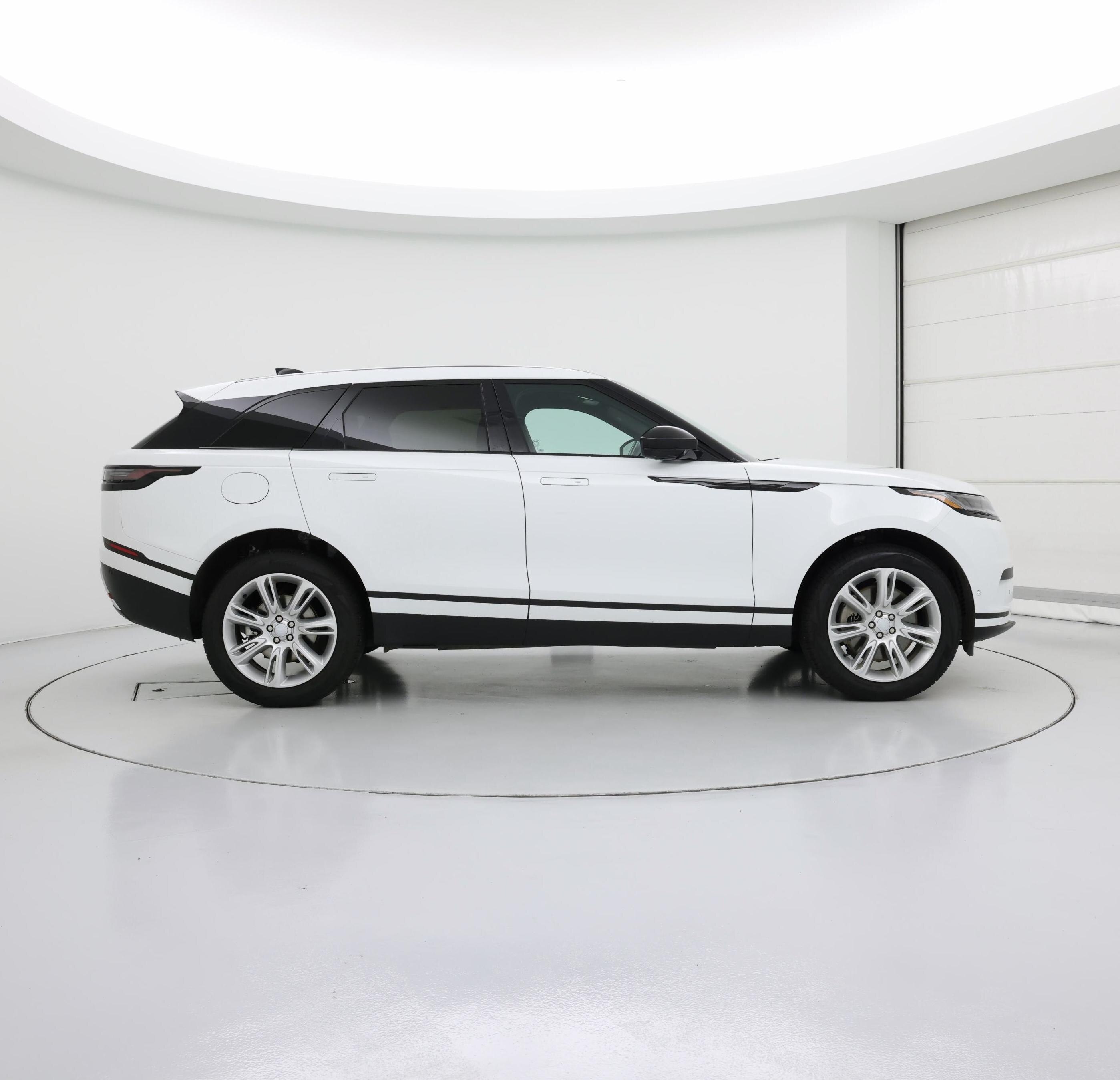 Thumbnail: 2026 Land Rover Range Rover Velar - 7