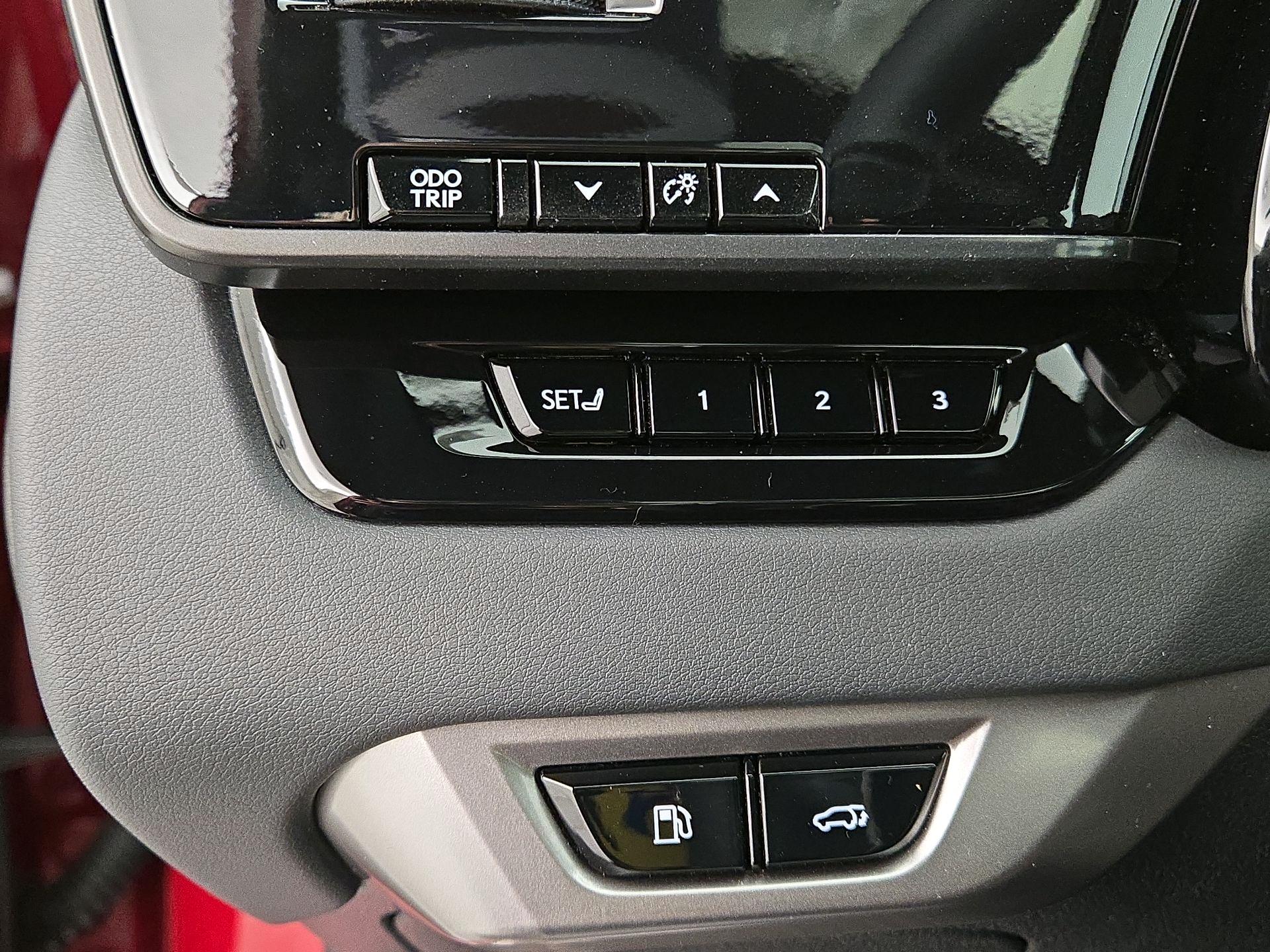 Thumbnail: 2024 Lexus RX - 13