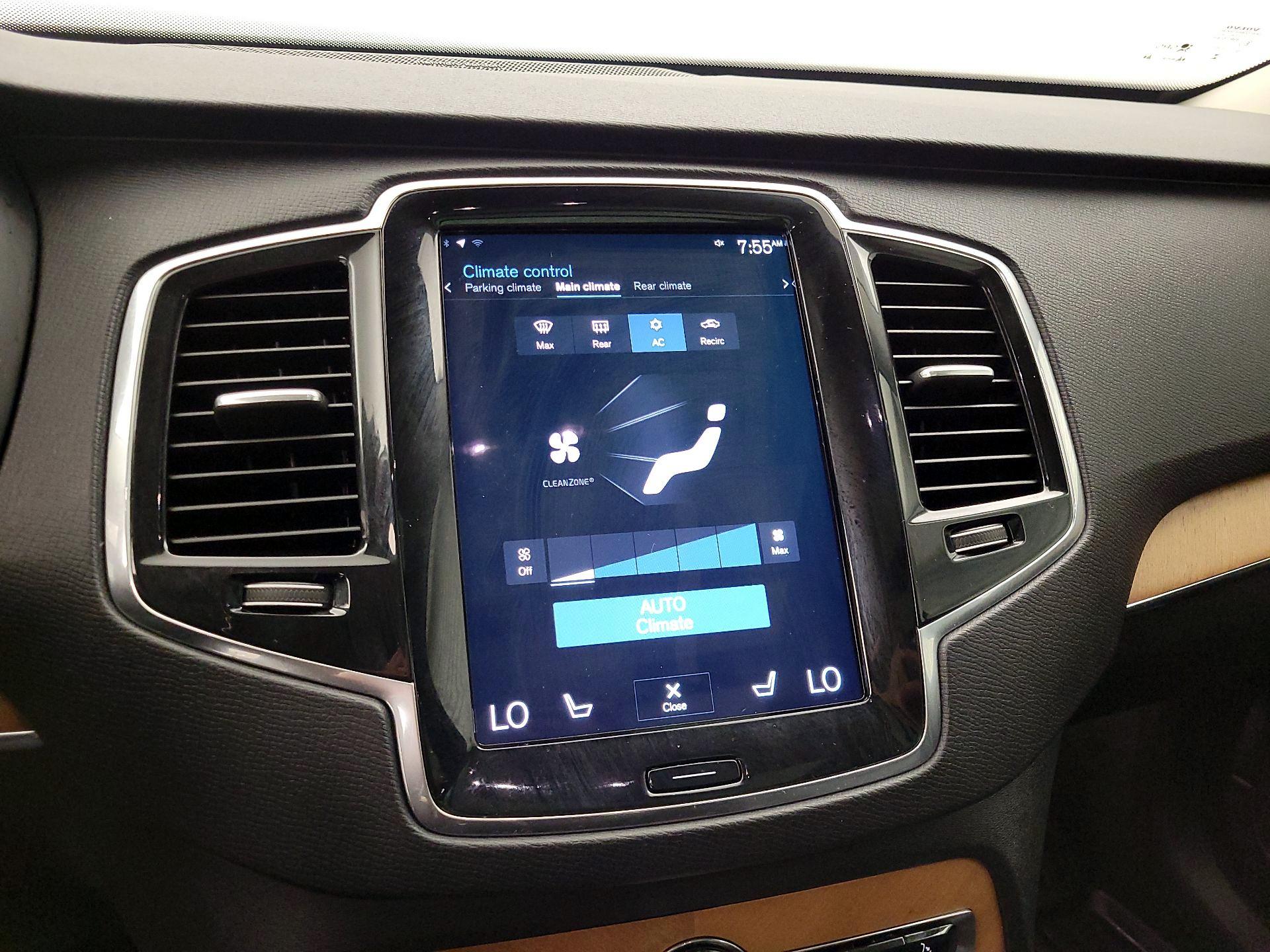 Thumbnail: 2021 Volvo XC90 - 17