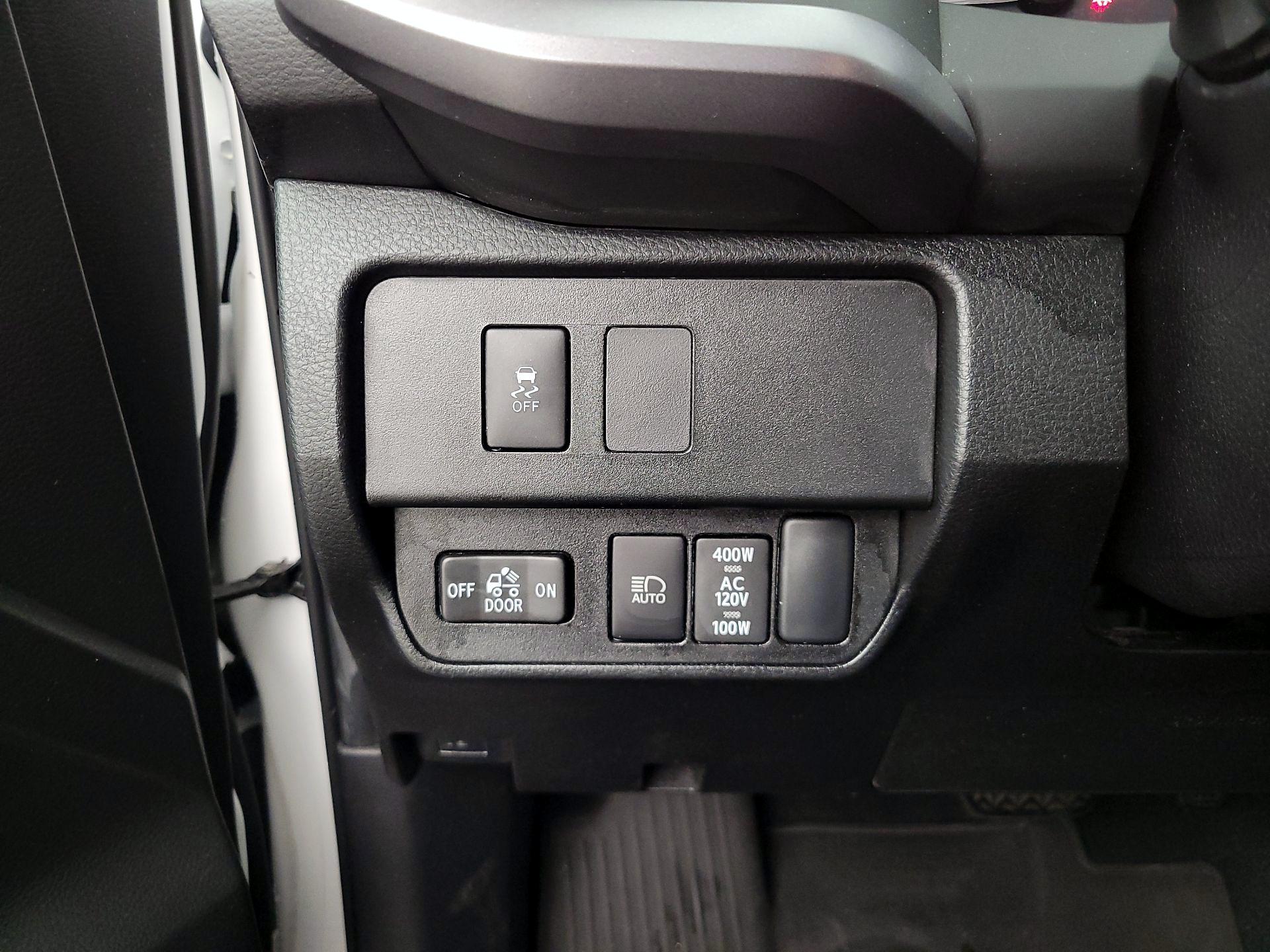 Thumbnail: 2023 Toyota Tacoma - 13