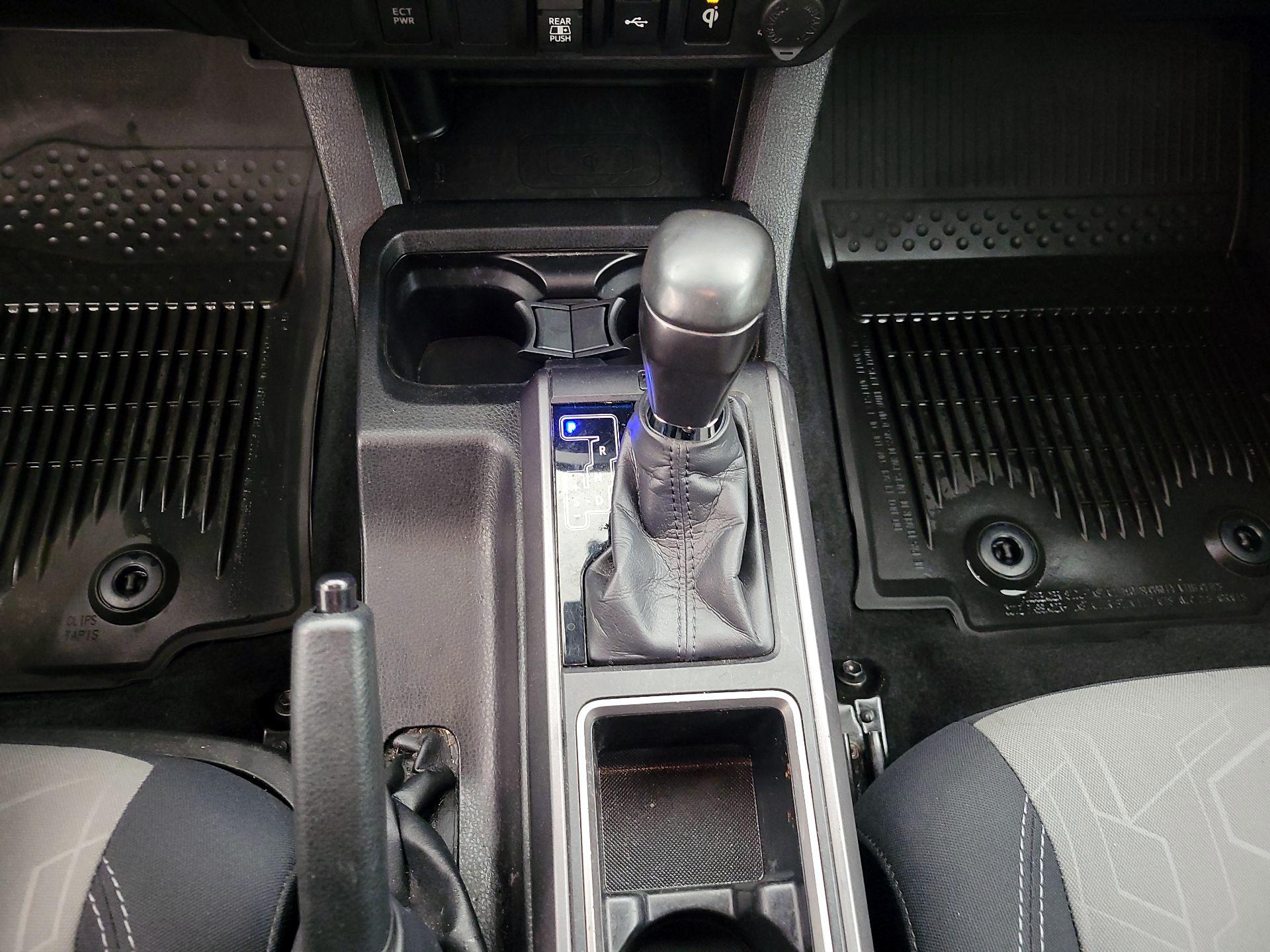 Thumbnail: 2023 Toyota Tacoma - 17