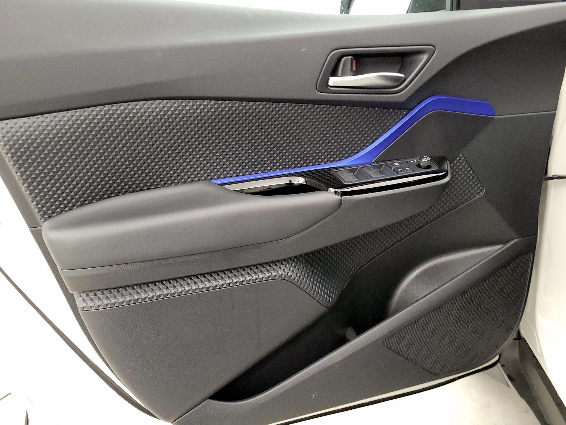 Thumbnail: 2021 Toyota C-HR - 12