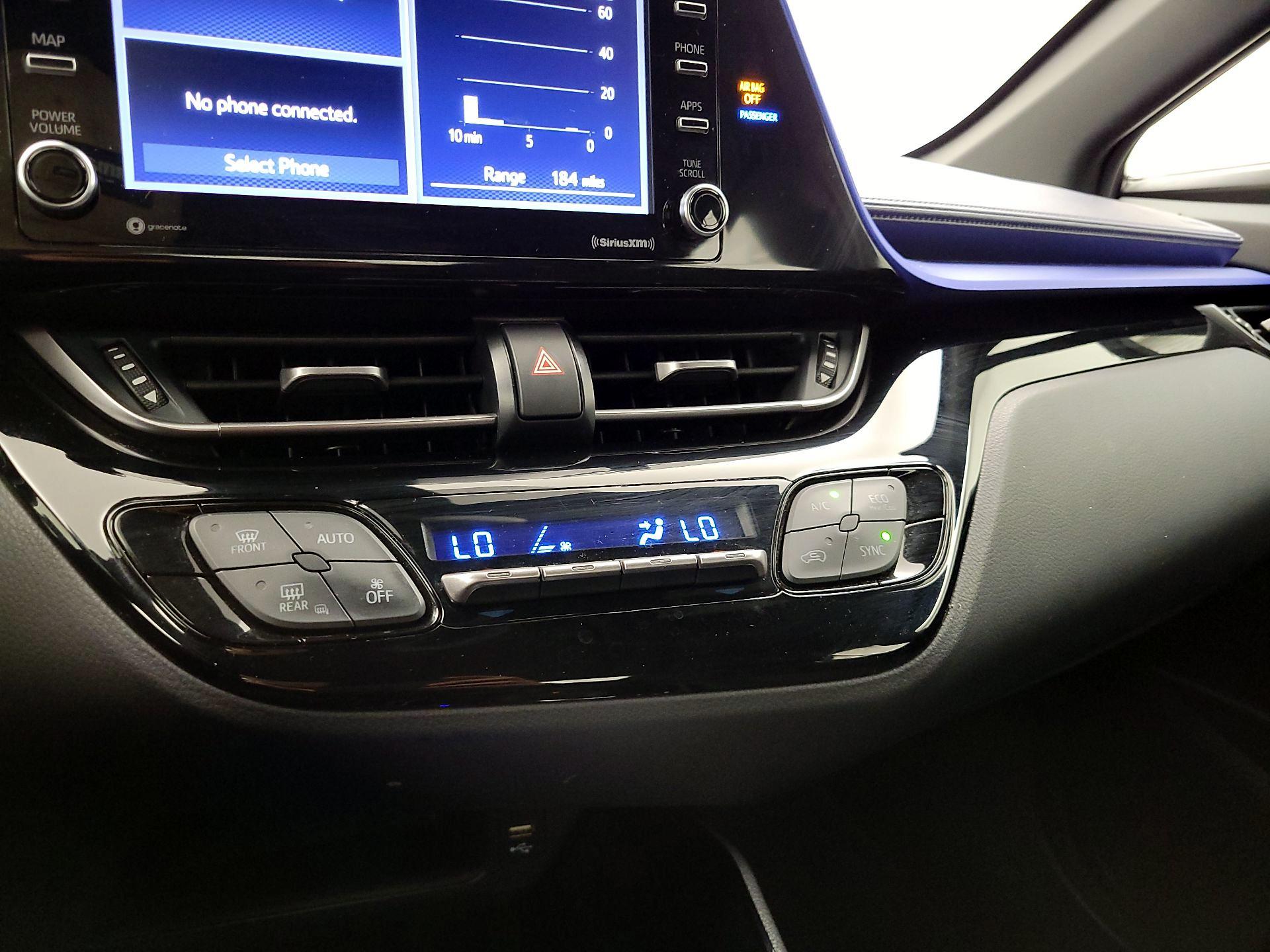 Thumbnail: 2021 Toyota C-HR - 17