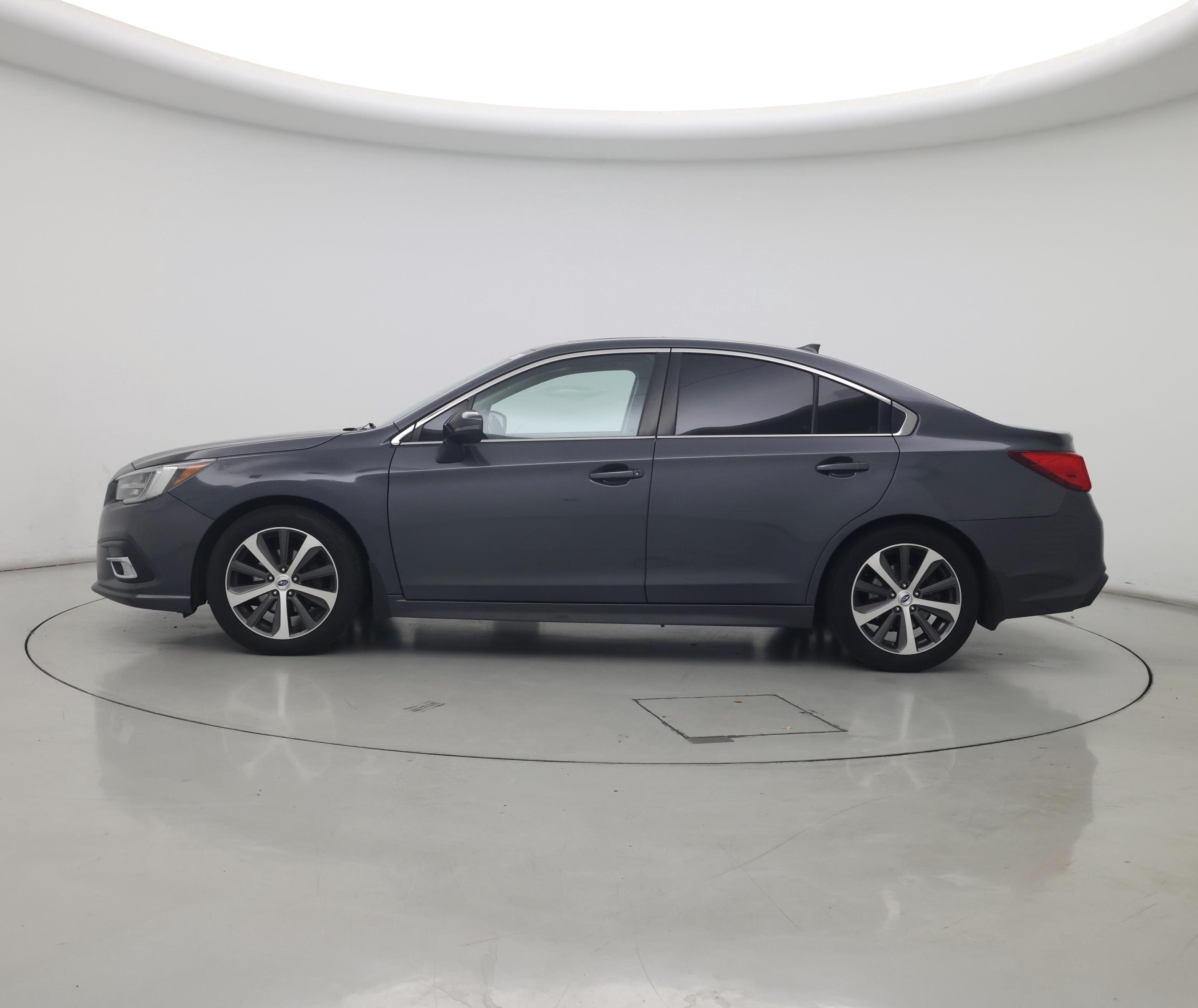 Thumbnail: 2018 Subaru Legacy - 3