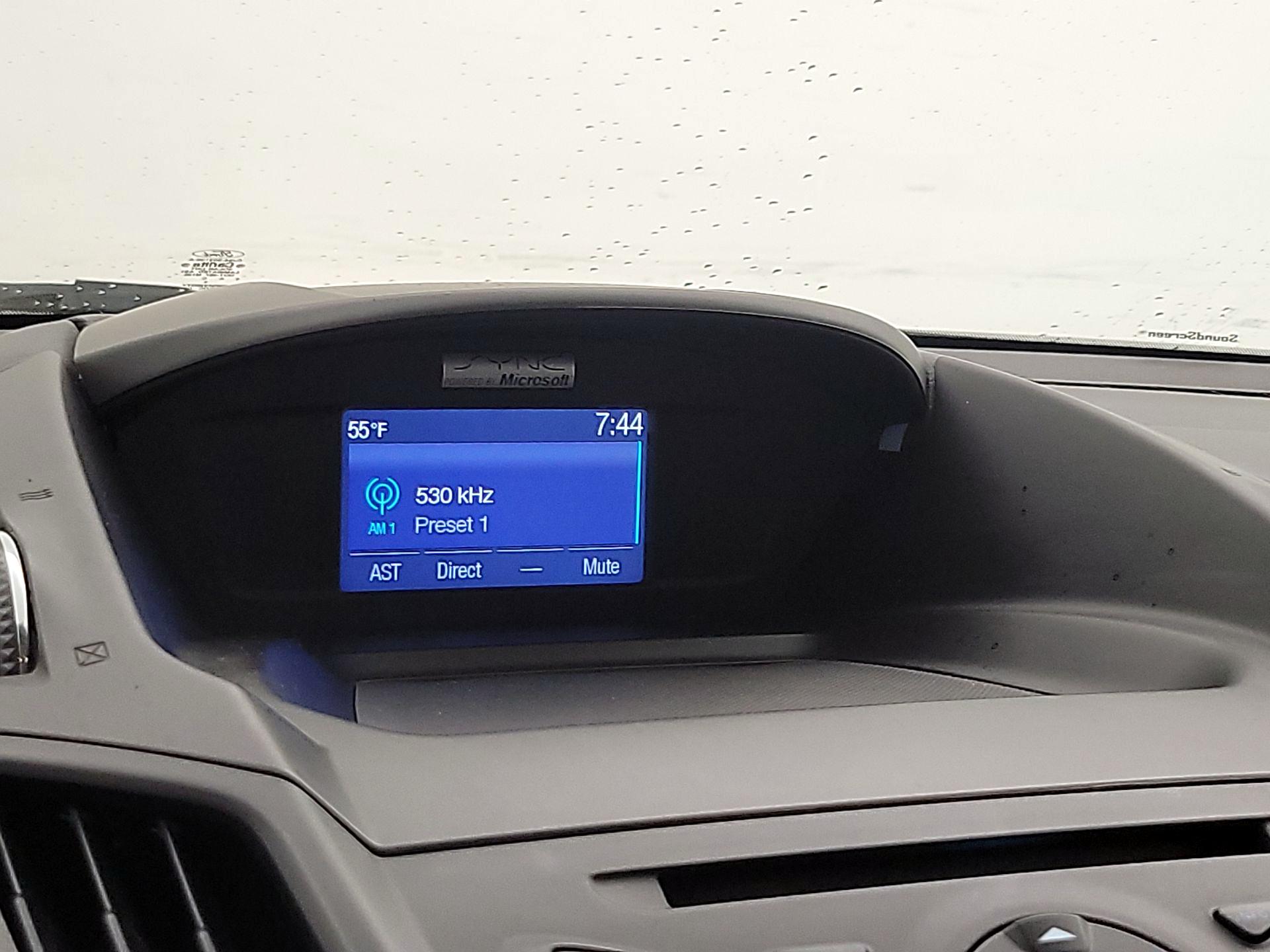 Thumbnail: 2015 Ford Escape - 15