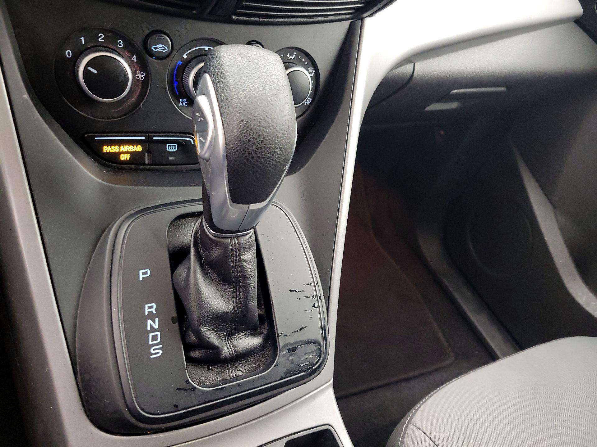 Thumbnail: 2015 Ford Escape - 17