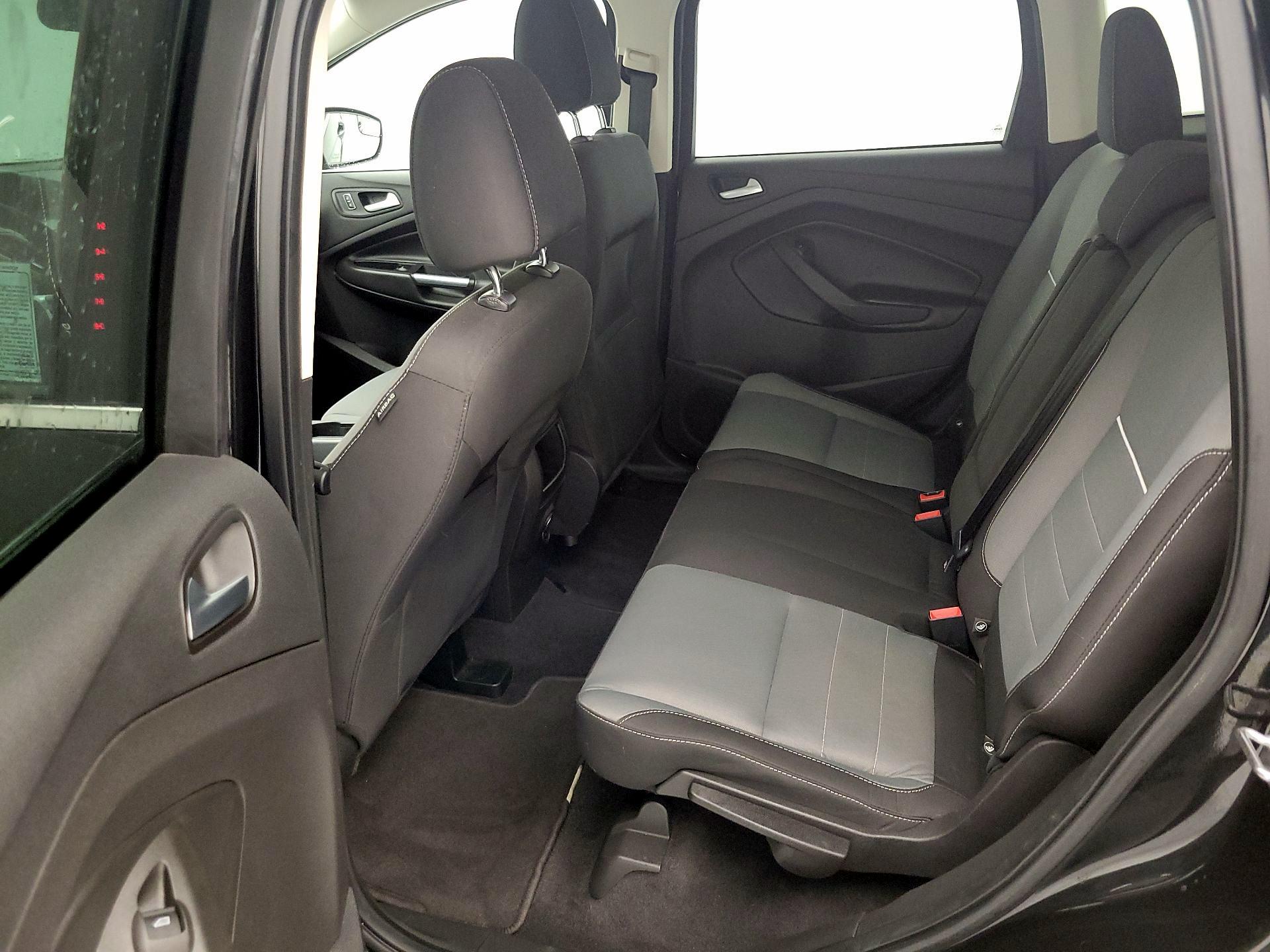 Thumbnail: 2015 Ford Escape - 18