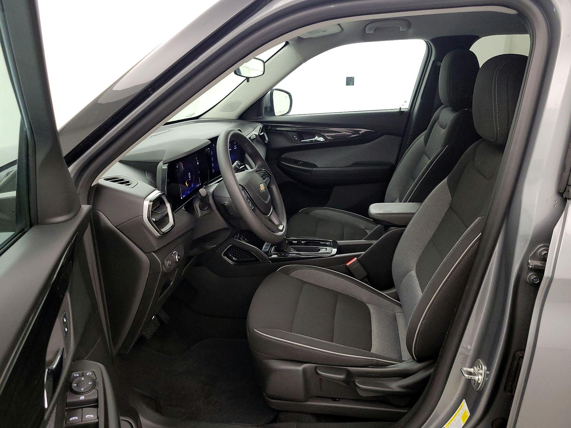 Thumbnail: 2024 Chevrolet TrailBlazer - 11