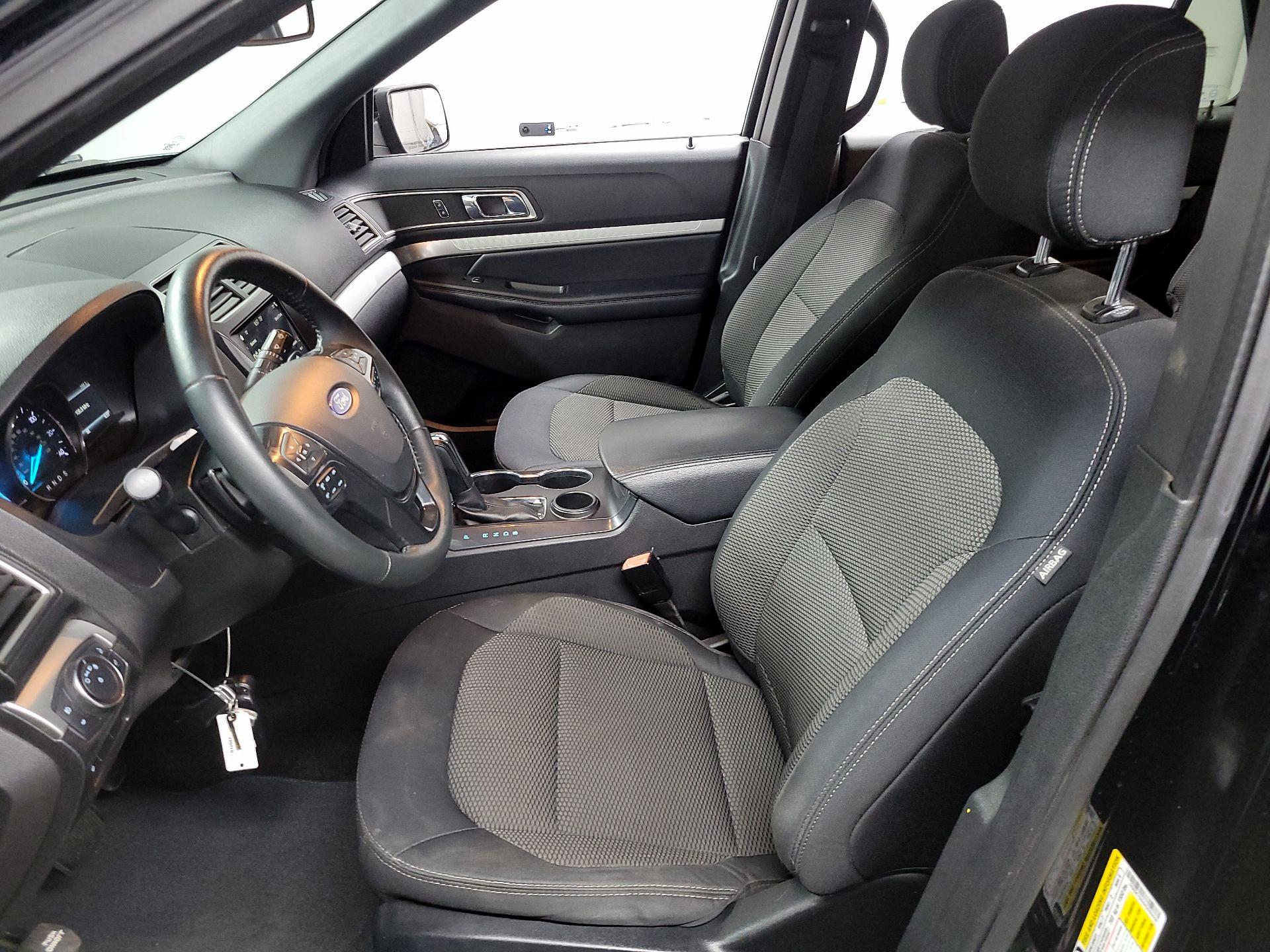 Thumbnail: 2017 Ford Explorer - 11