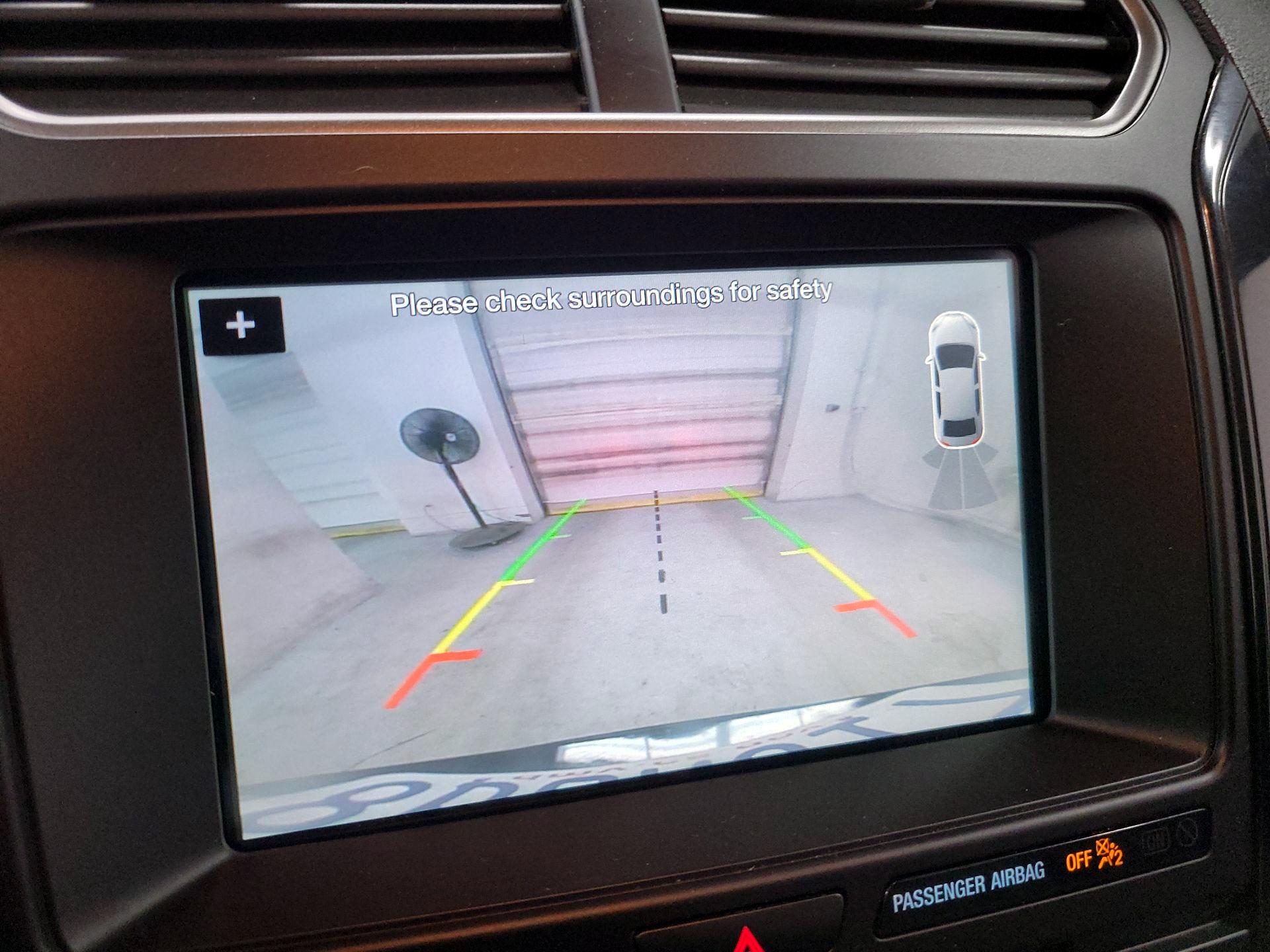 Thumbnail: 2017 Ford Explorer - 14