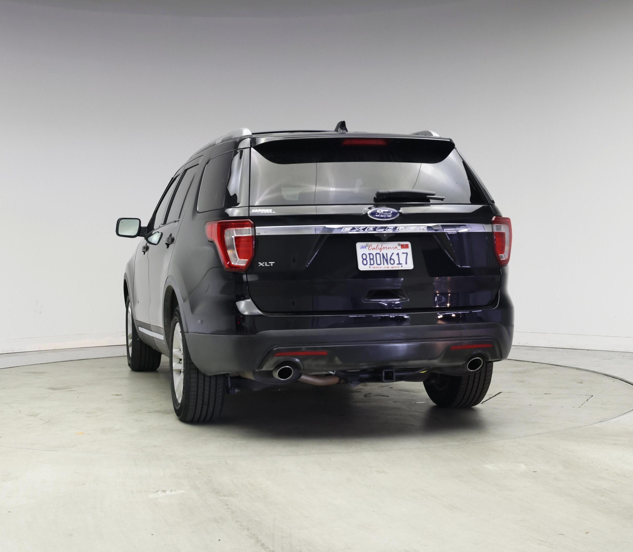 Thumbnail: 2017 Ford Explorer - 6