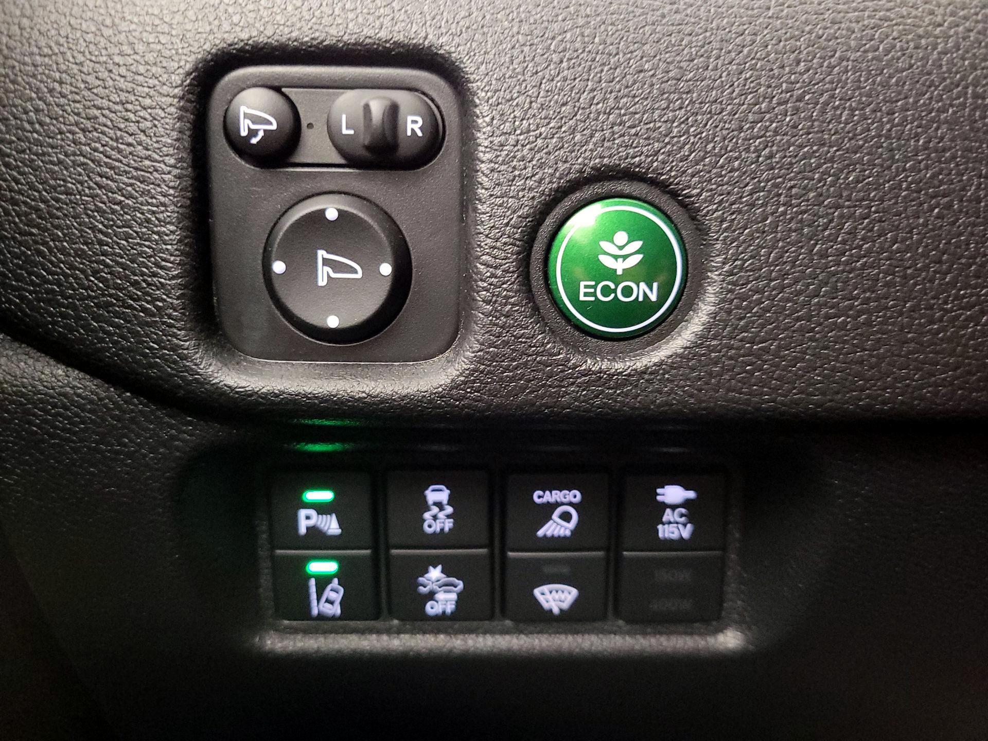 Thumbnail: 2025 Honda Ridgeline - 13