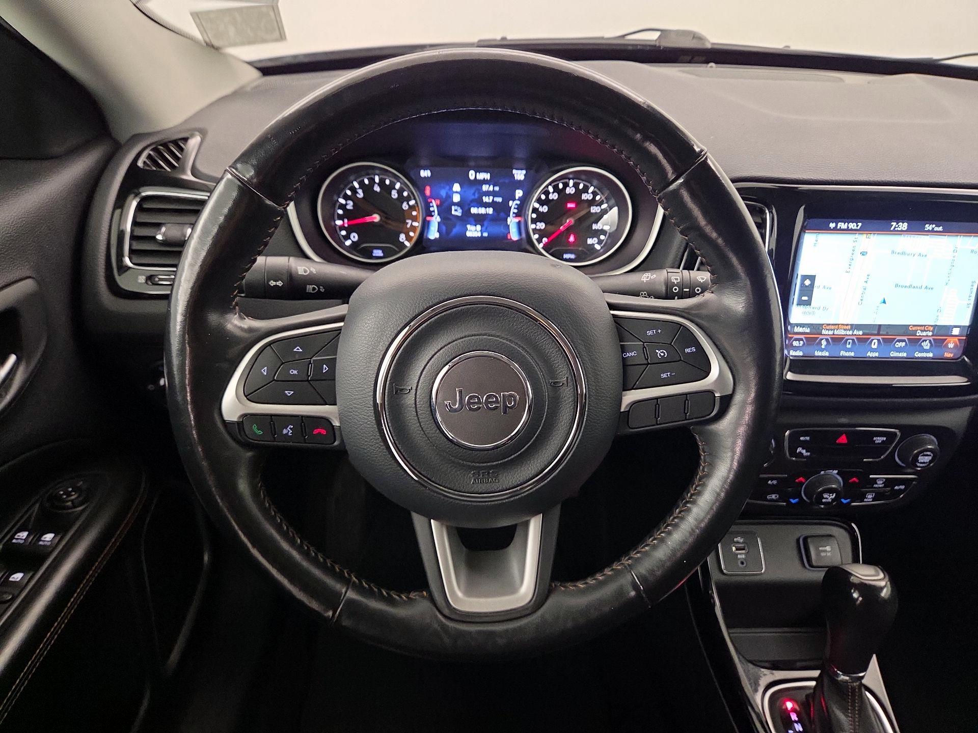 Thumbnail: 2018 Jeep Compass - 10