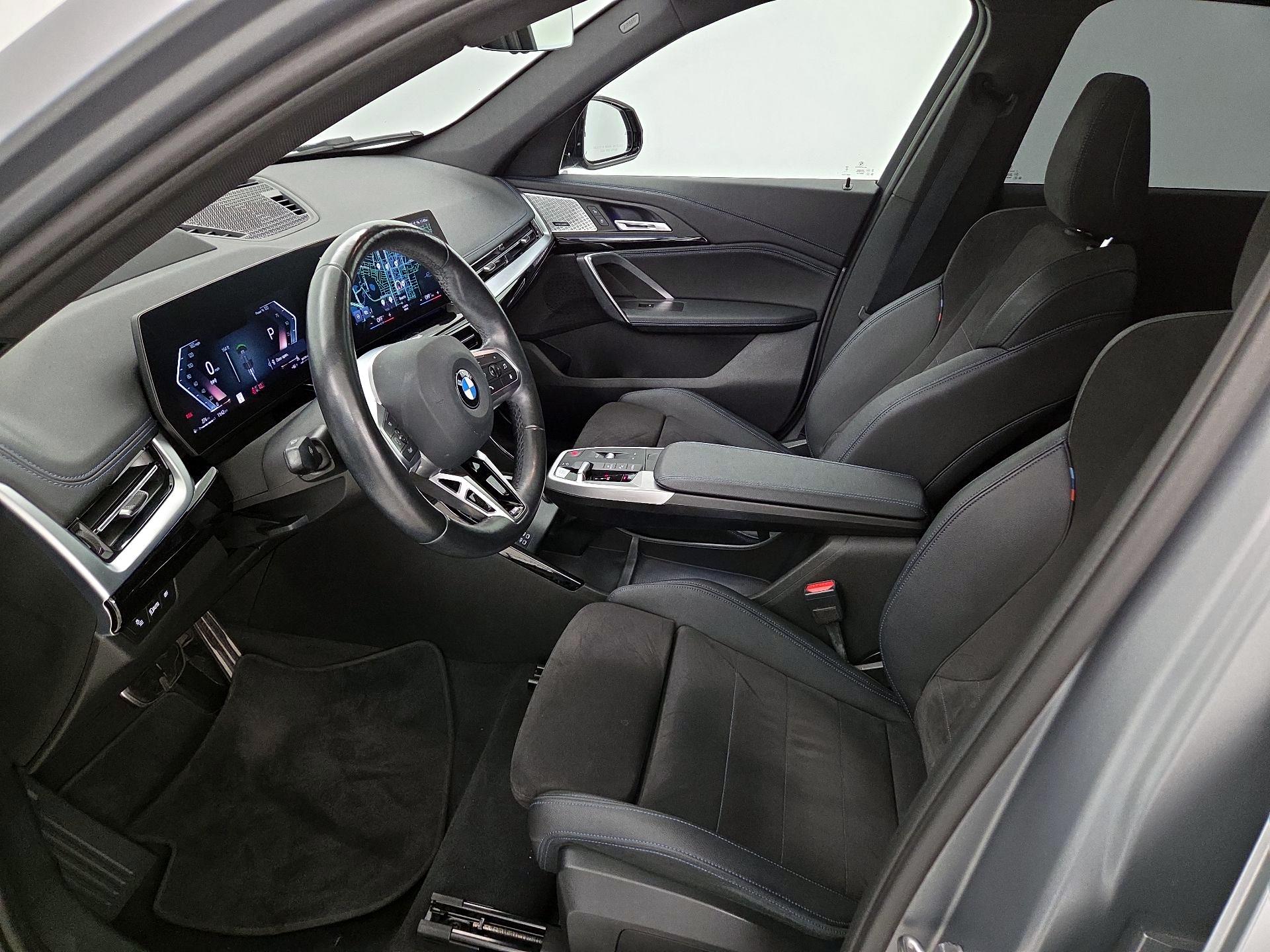 Thumbnail: 2023 BMW X1 - 11