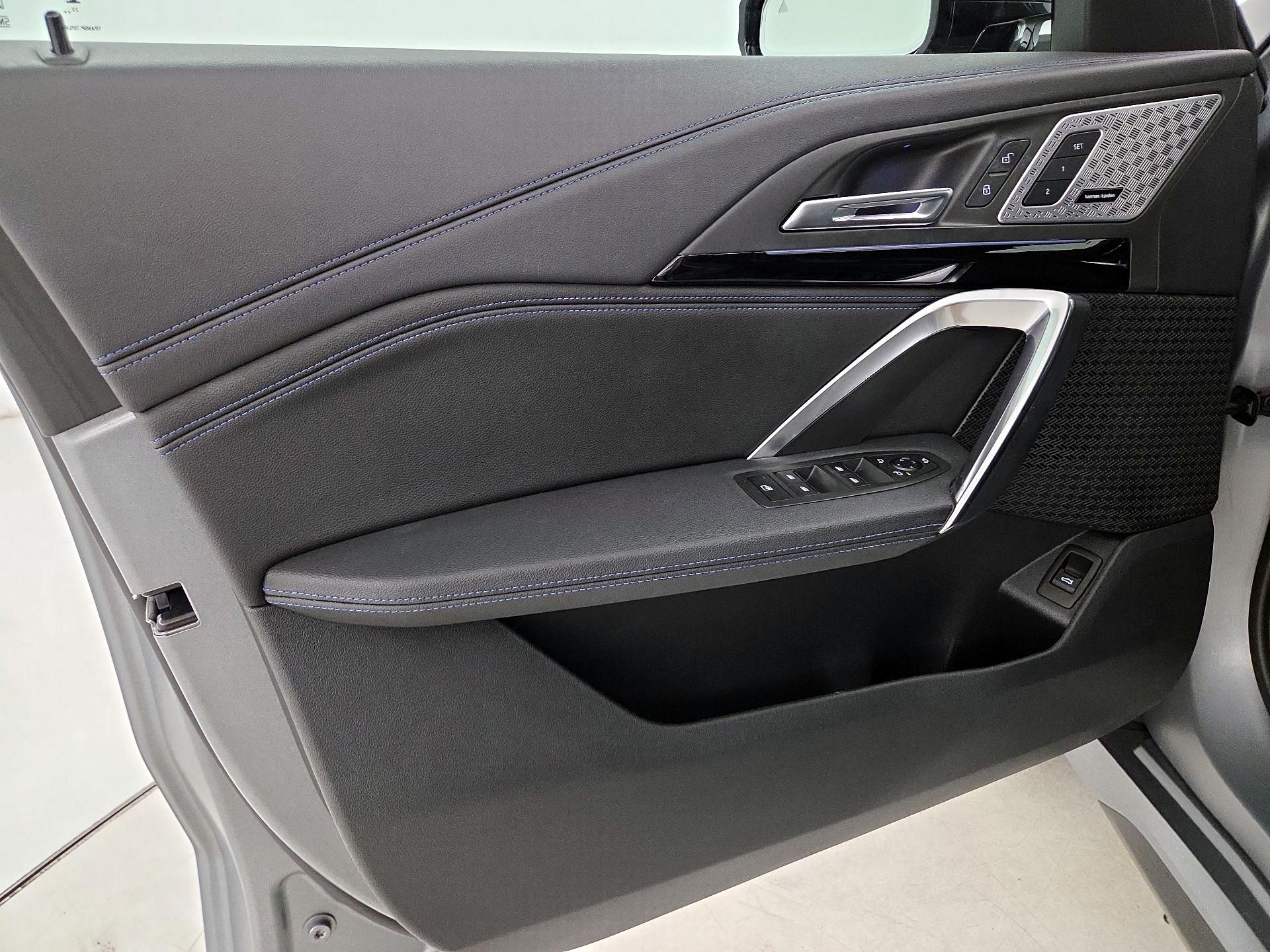 Thumbnail: 2023 BMW X1 - 12